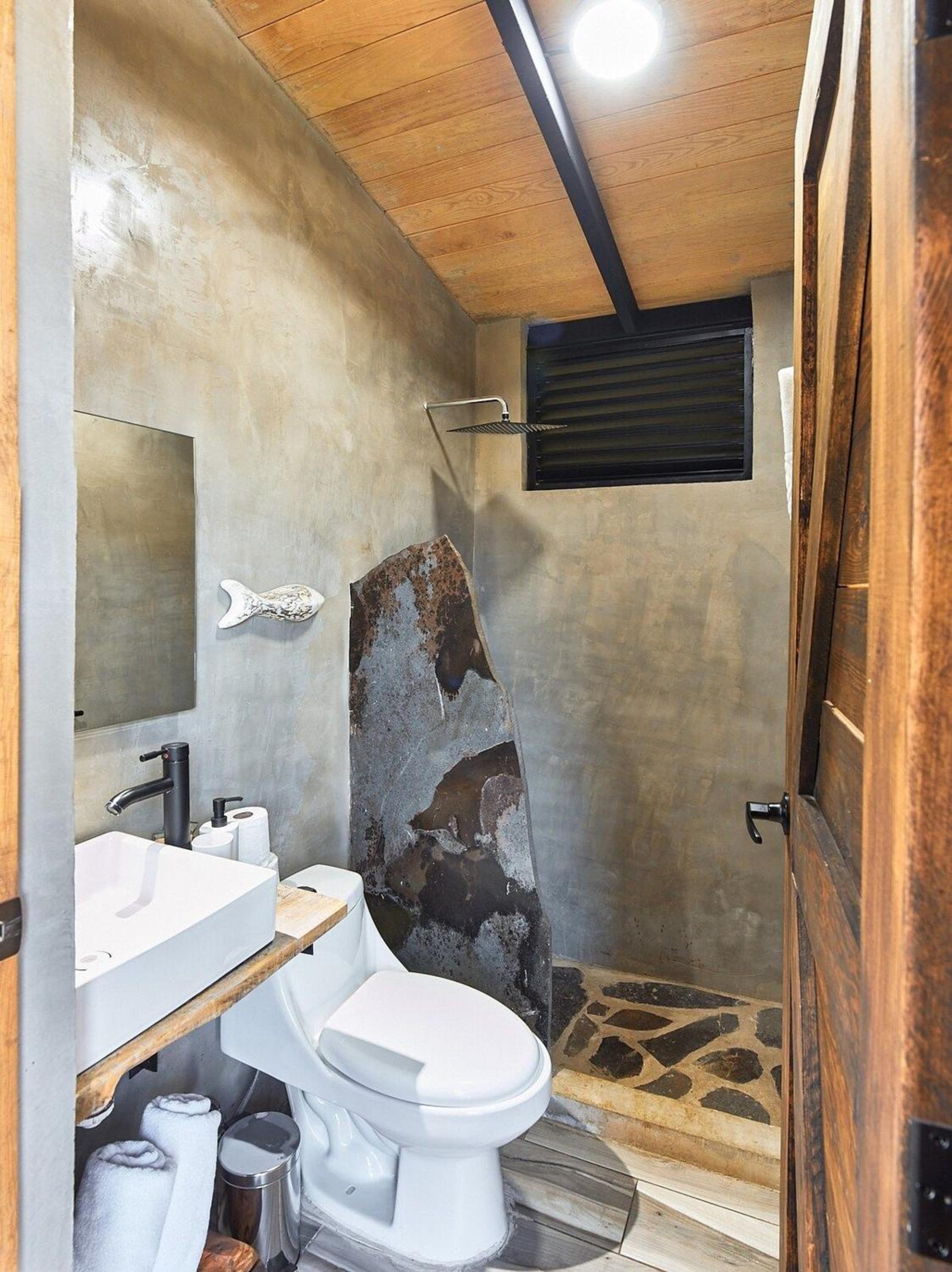 One-Bedroom Villa - Photo 18