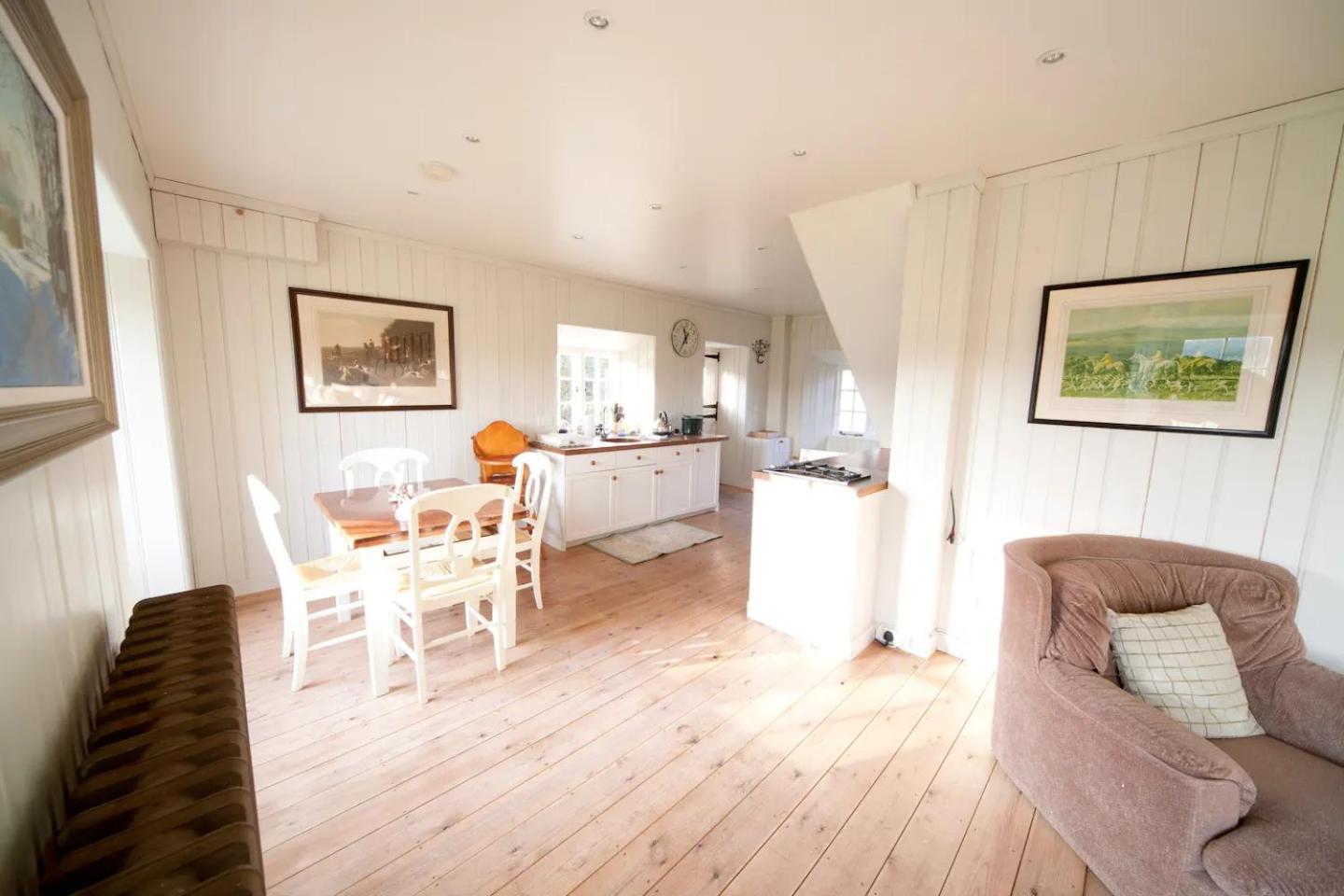 One-Bedroom House photo 3