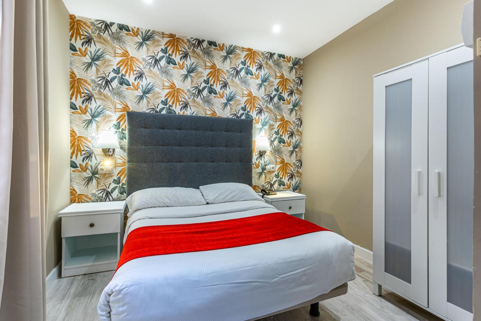 Standard Double Room - Photo 4
