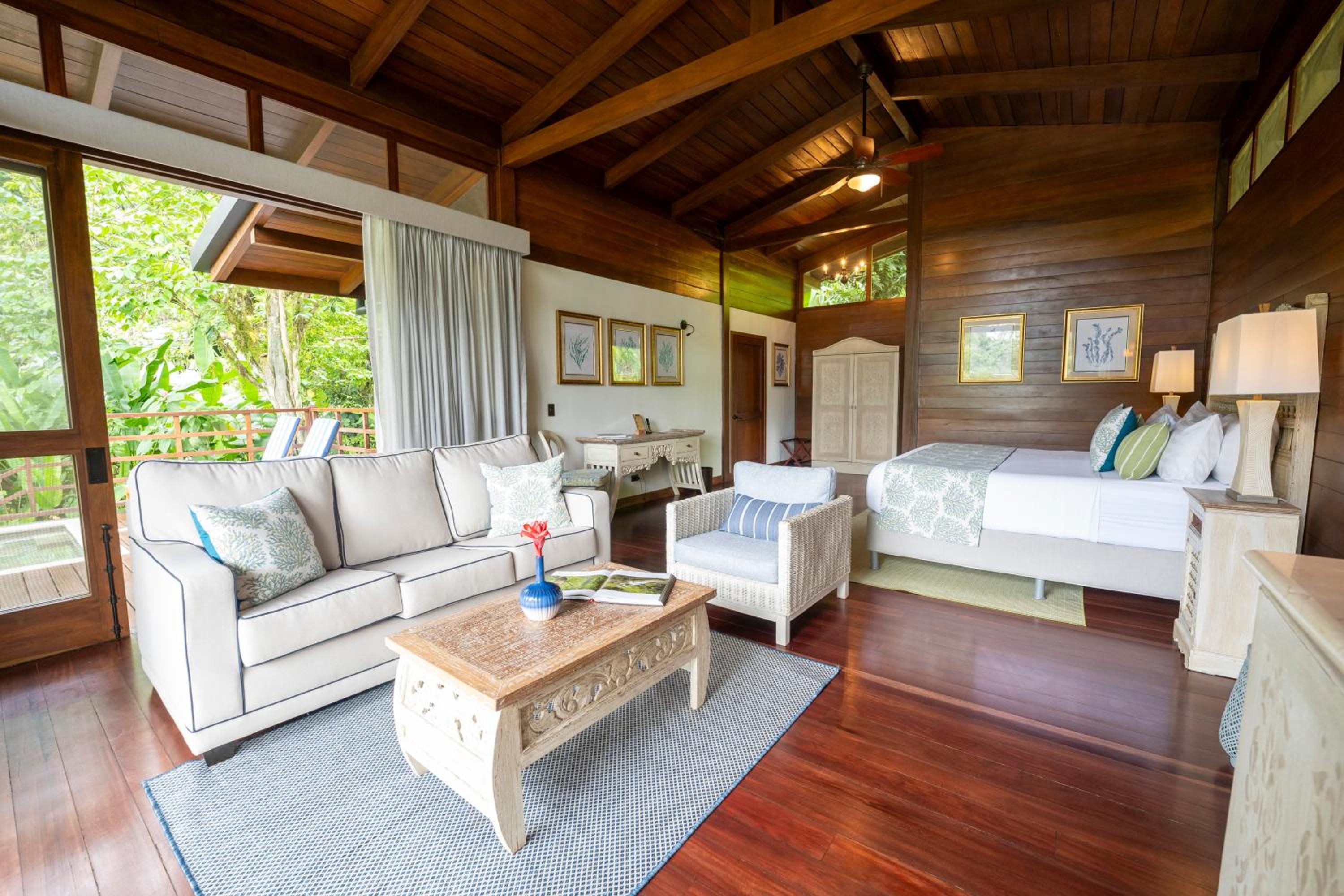 Suite with Private Pool photo 2