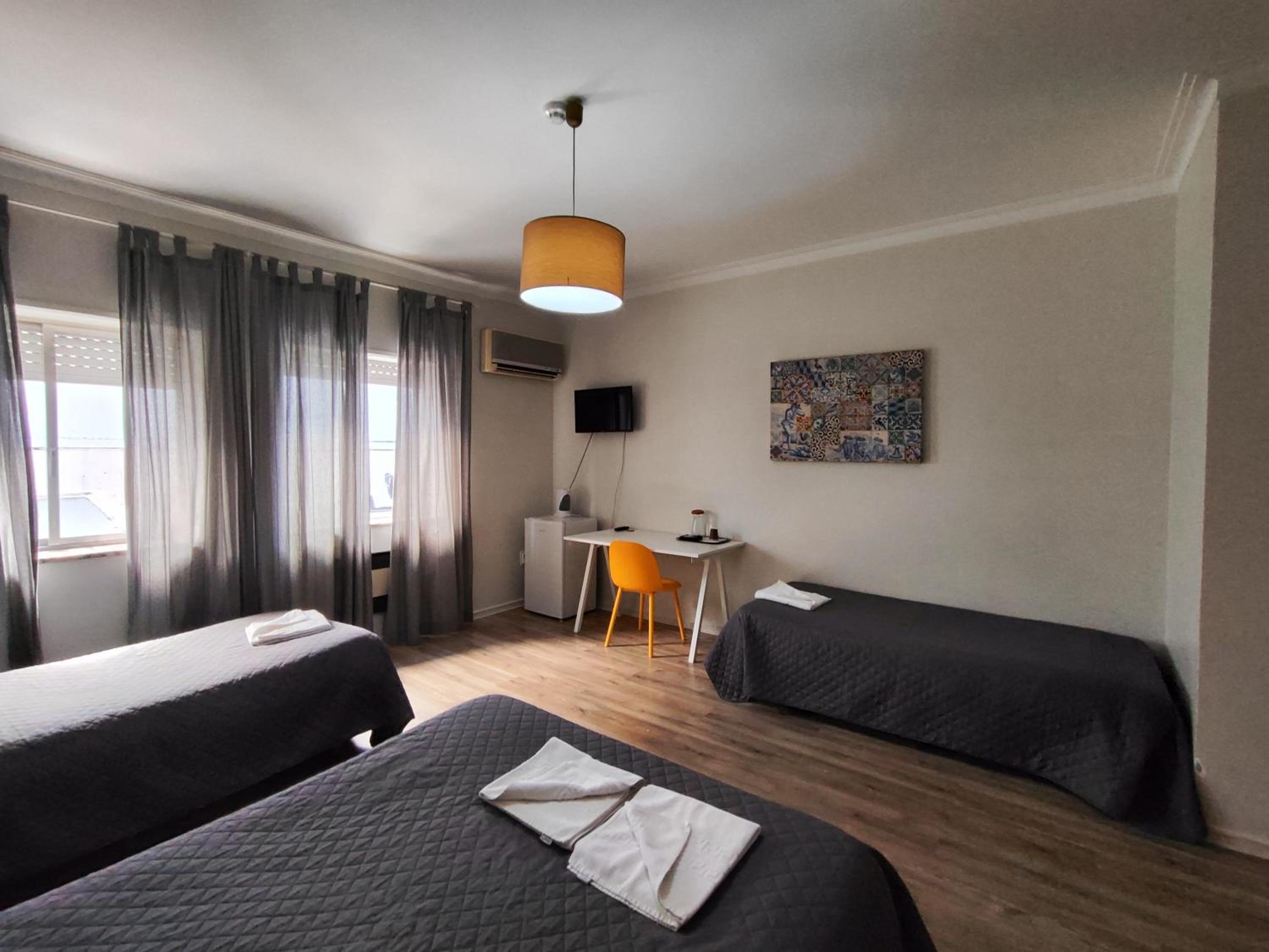 Quadruple Room - Photo 3