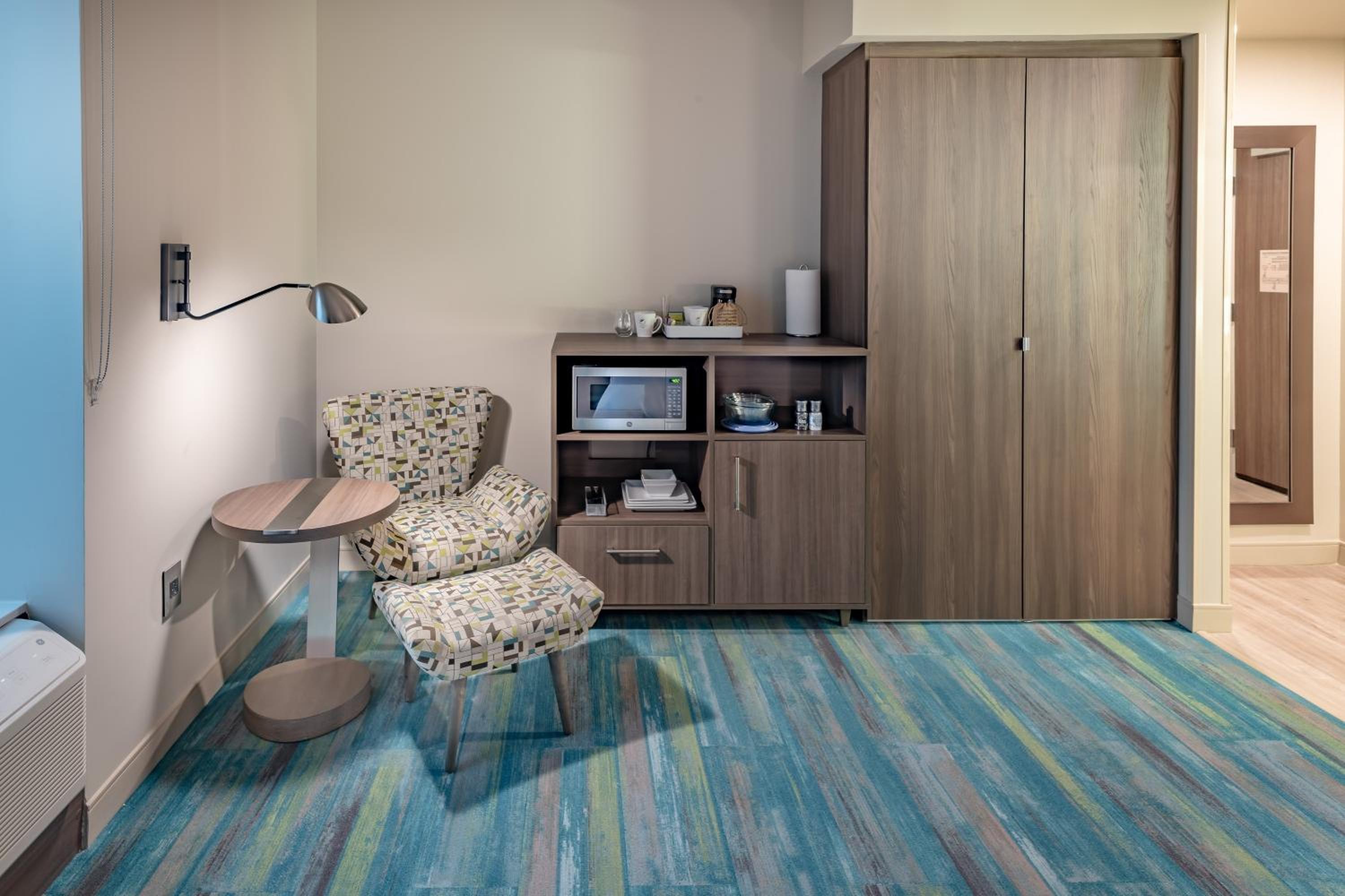 King Room with Roll-in Shower - Mobility and Hearing Accessible photo 2