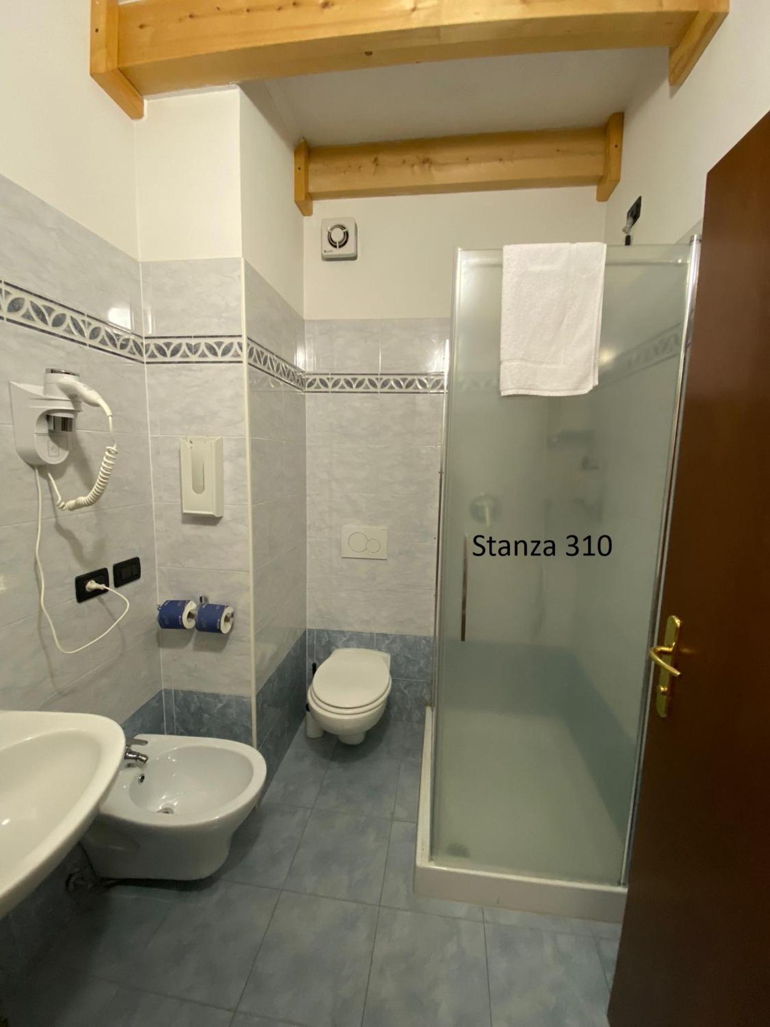 Basic Triple Room - Photo 45