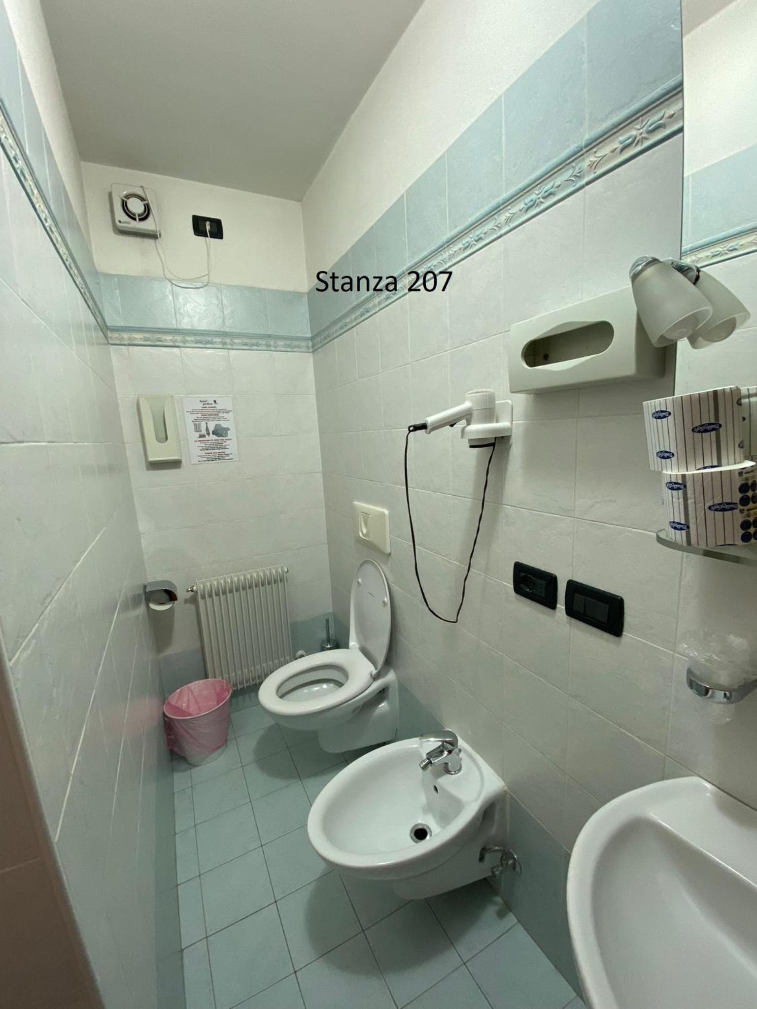 Basic Triple Room - Photo 34
