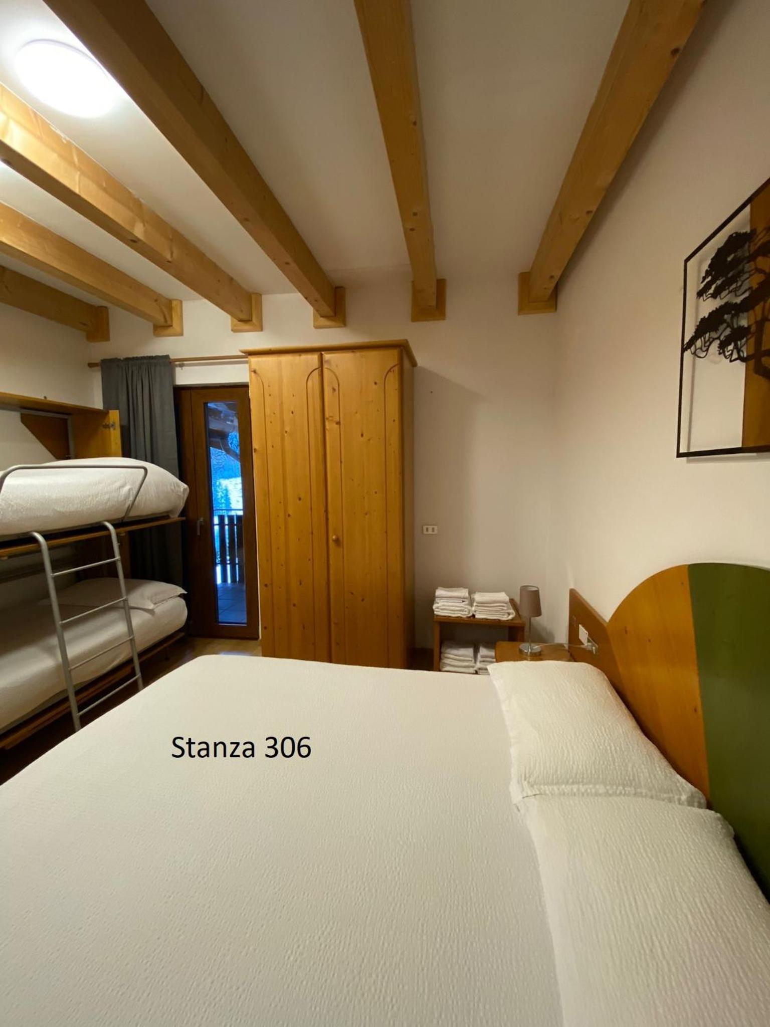 Standard Quadruple Room - Photo 55