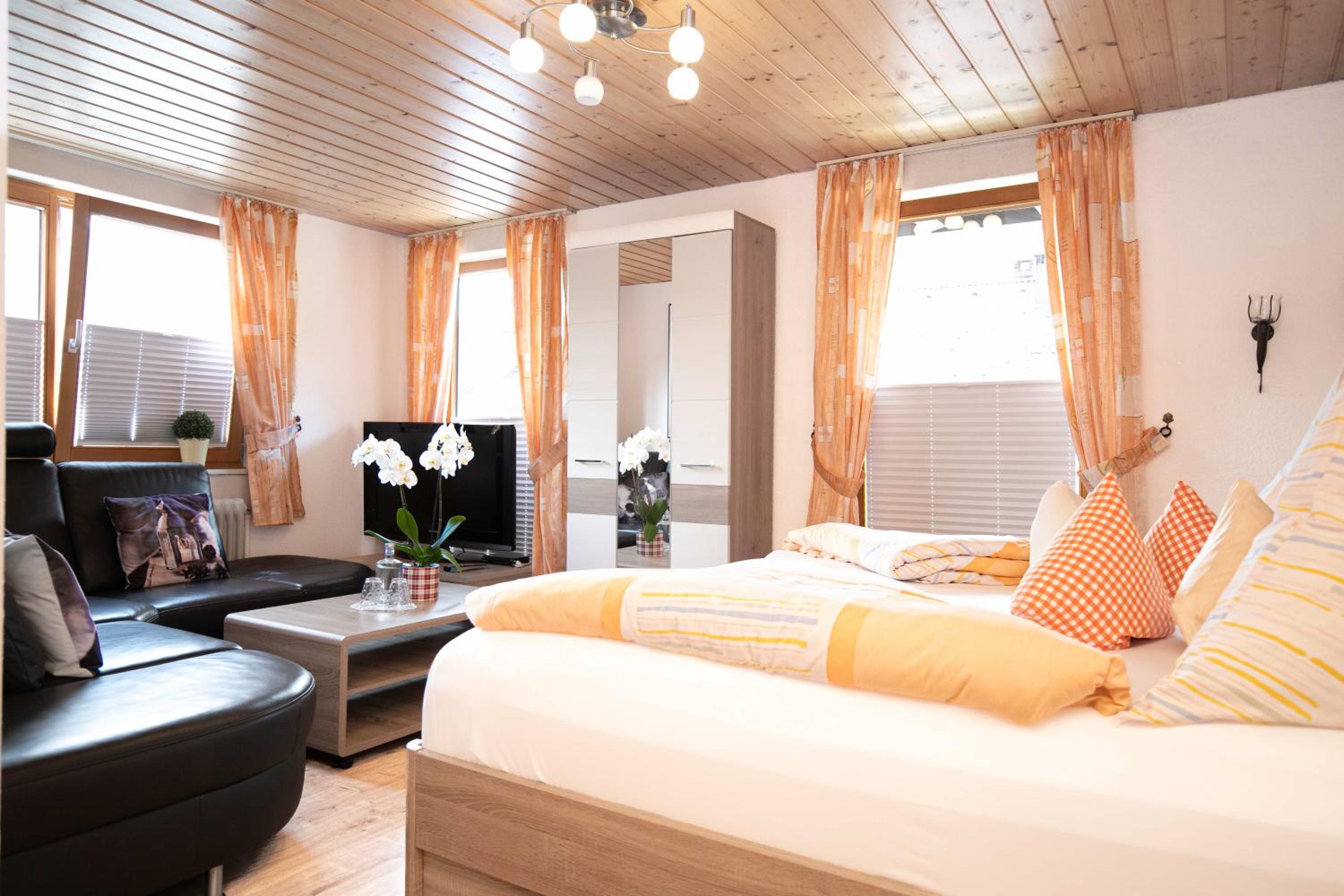 Suite photo 1