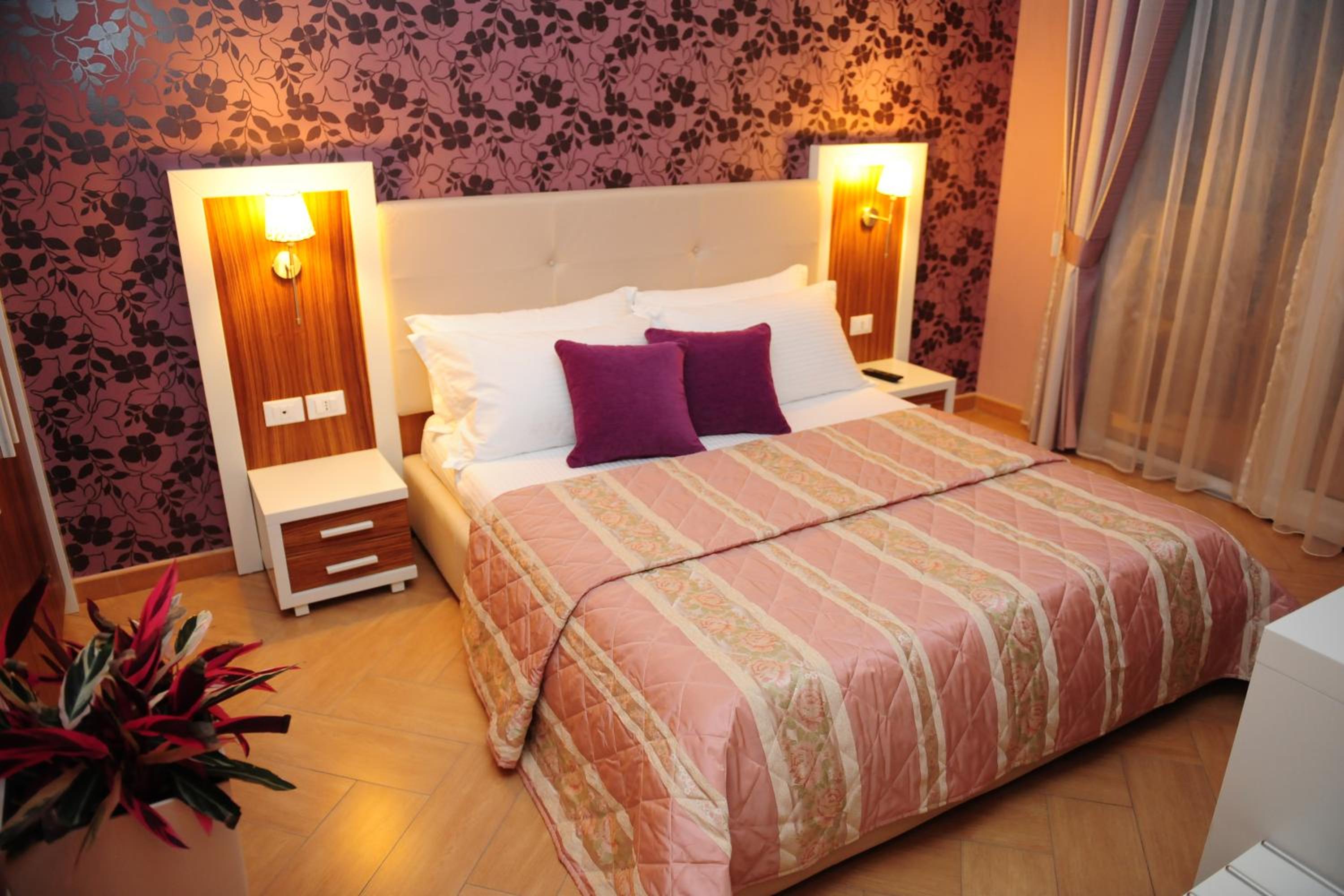 Standard Double Room with Balcony and Sea View