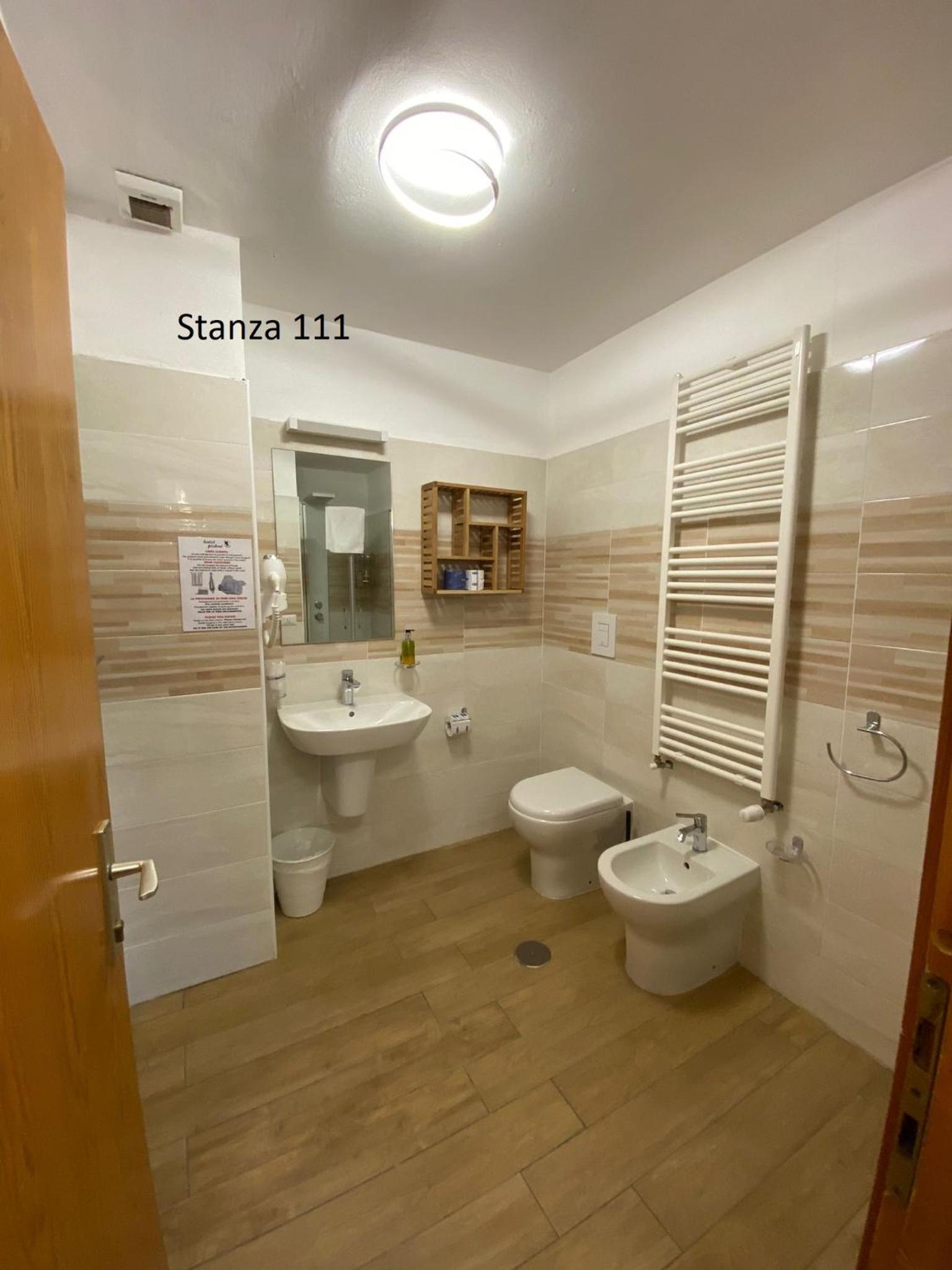 Basic Triple Room - Photo 31