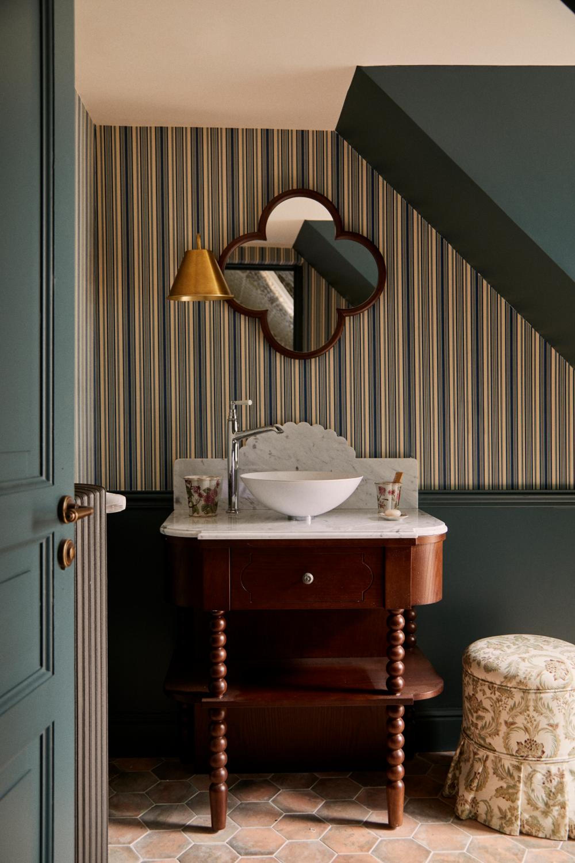 LES HARAS – COSY ROOM, 1 Queen bed, attic room - Photo 3