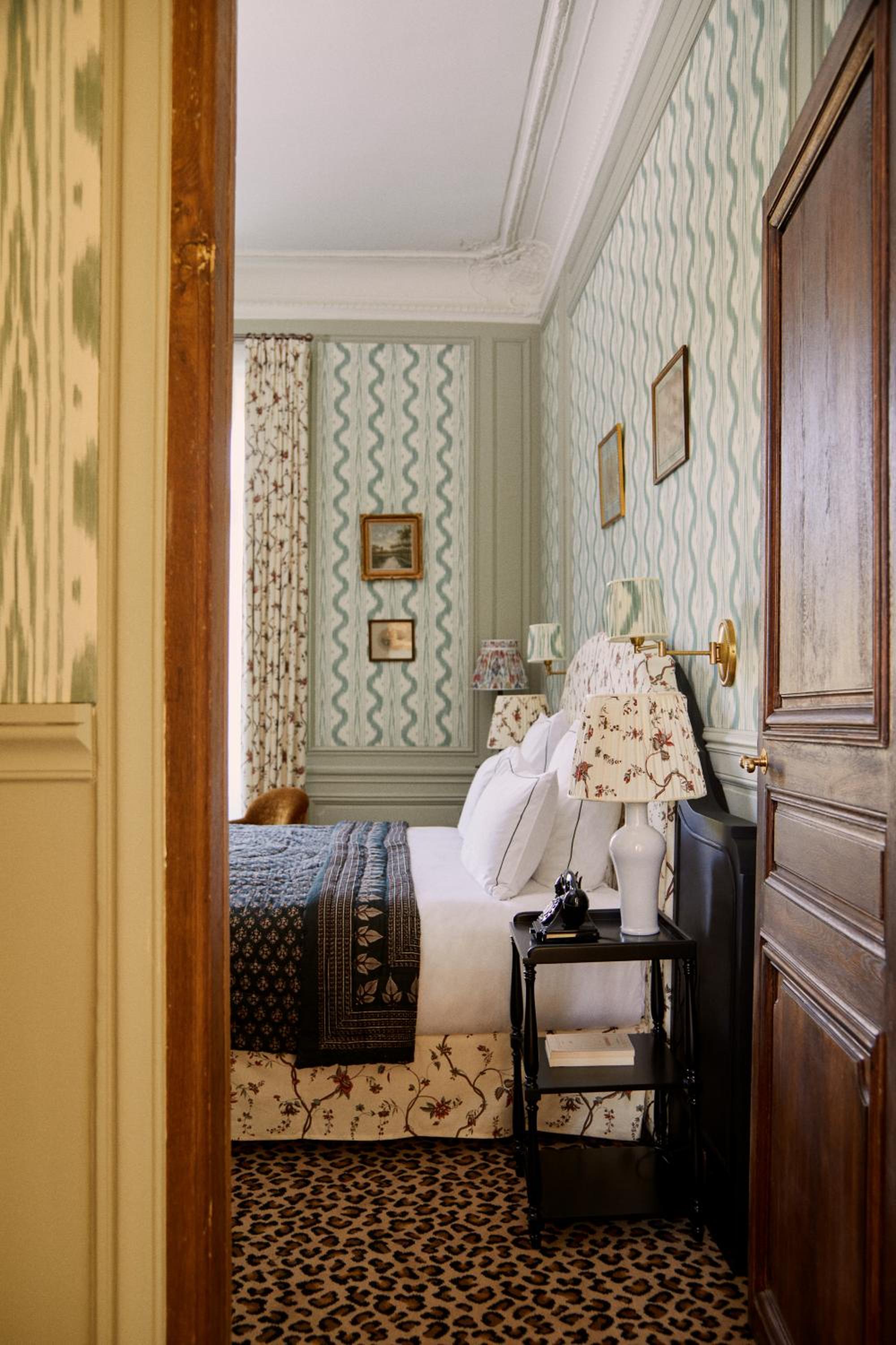 L’ABBAYE – LA PARTICULIERE ROOM, 1 King bed, 1st floor - Photo 3