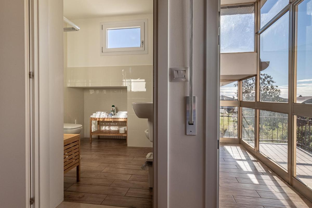 Double or Twin Room with Private Bathroom - Photo 5