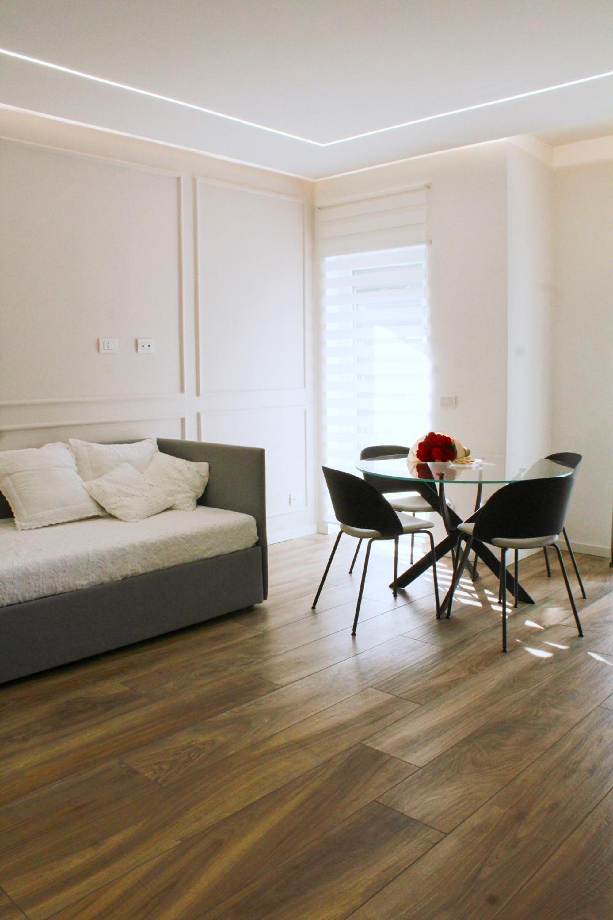 Two-Bedroom Deluxe Apartment with Balcony