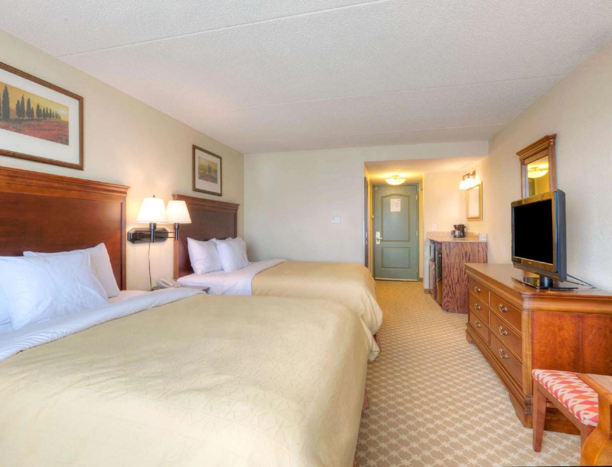 Country Inn & Suites by Radisson, Fredericksburg, VA