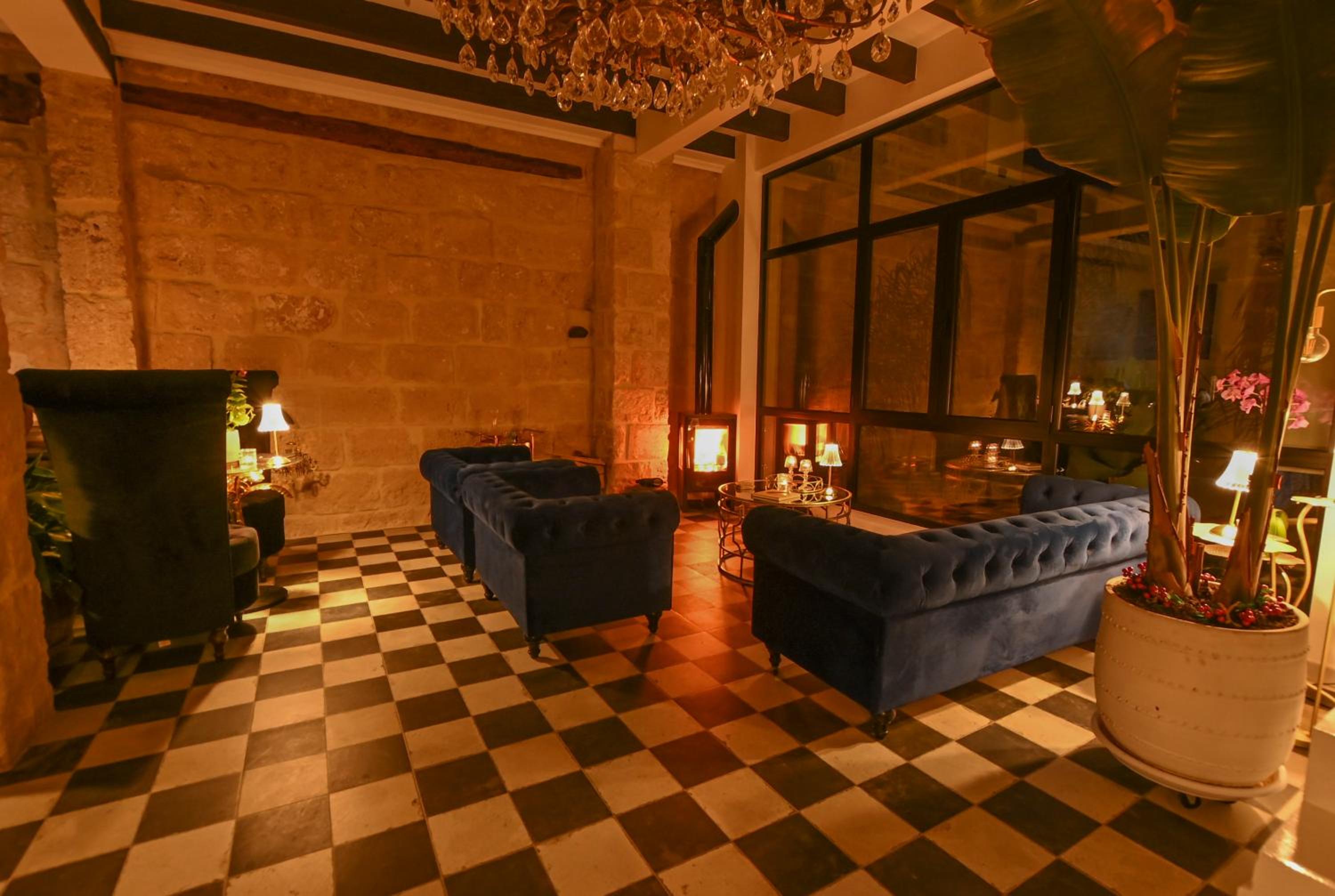 Double Room - Photo 7