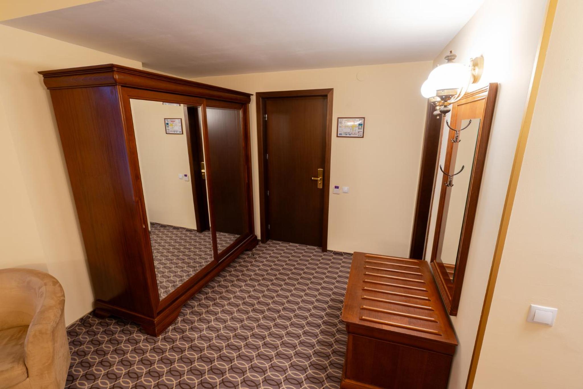 Superior Double Room - Photo 4