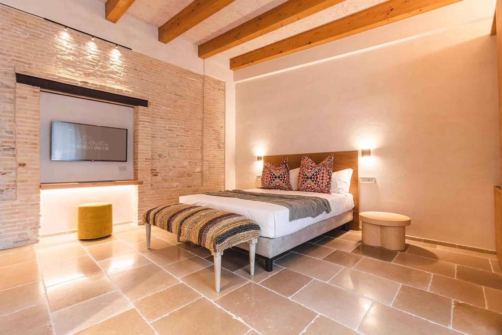 Superior Triple Room - Photo 17