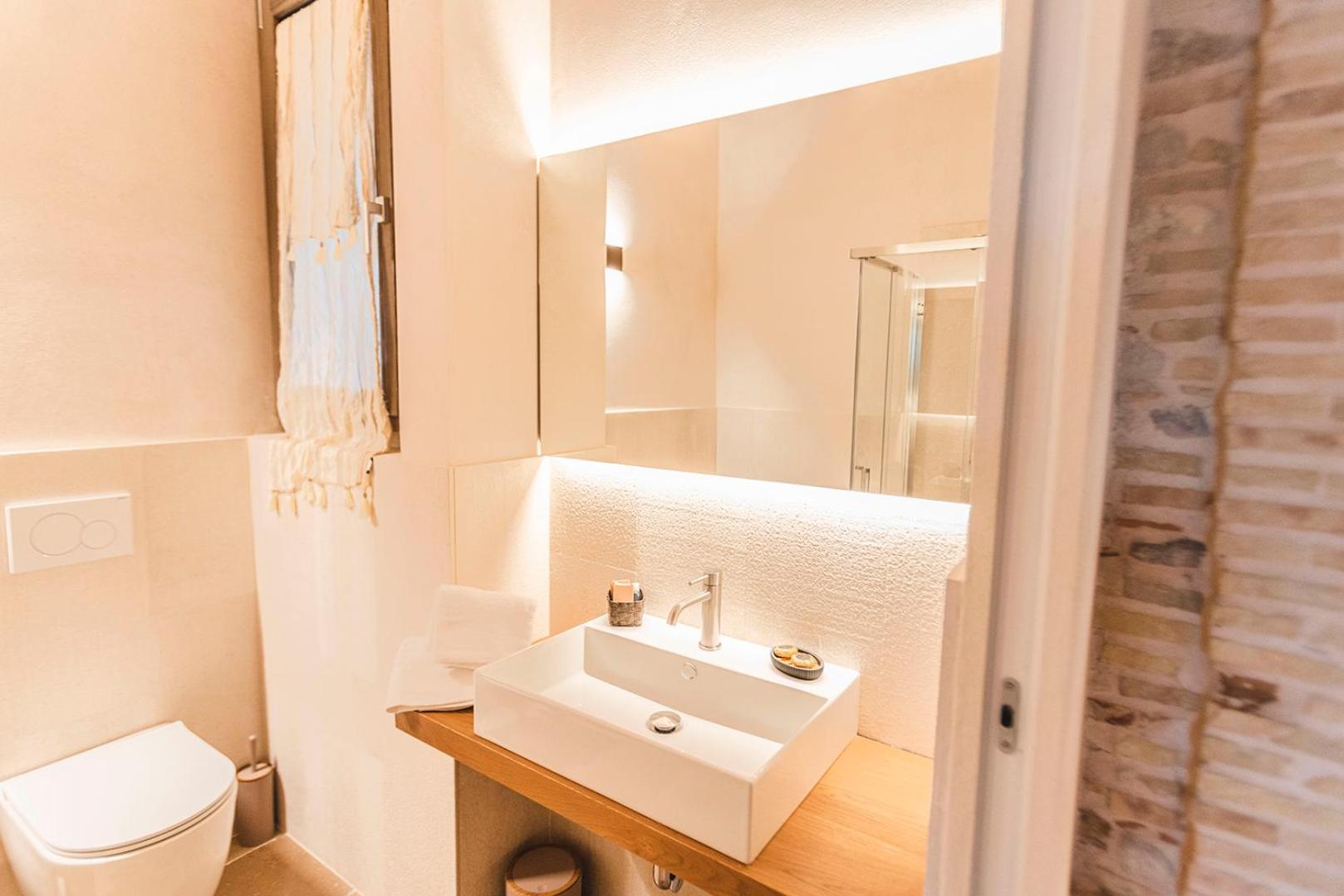 Superior Triple Room - Photo 18