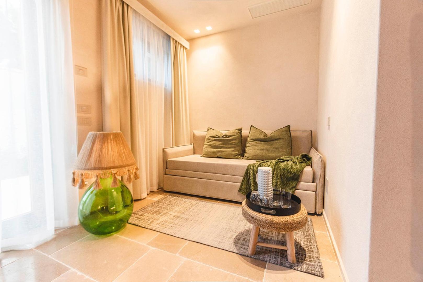 Superior Triple Room - Photo 10