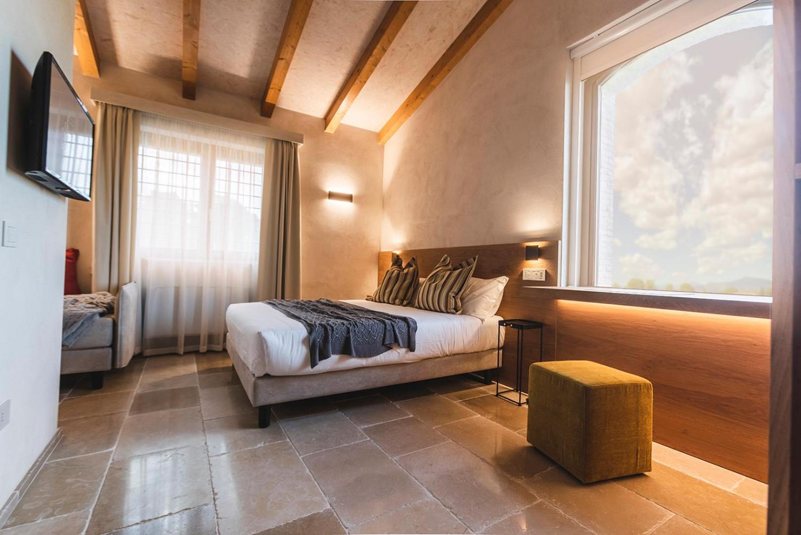Superior Triple Room - Photo 1