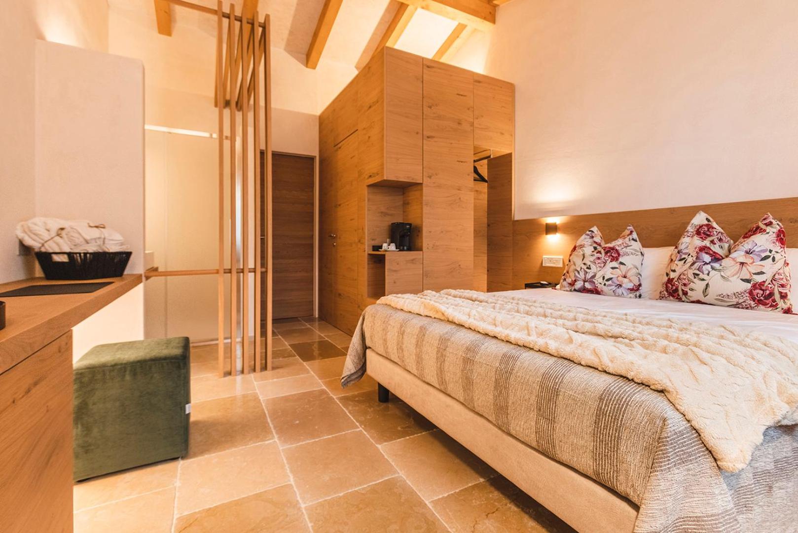 Superior Double Room - Photo 12
