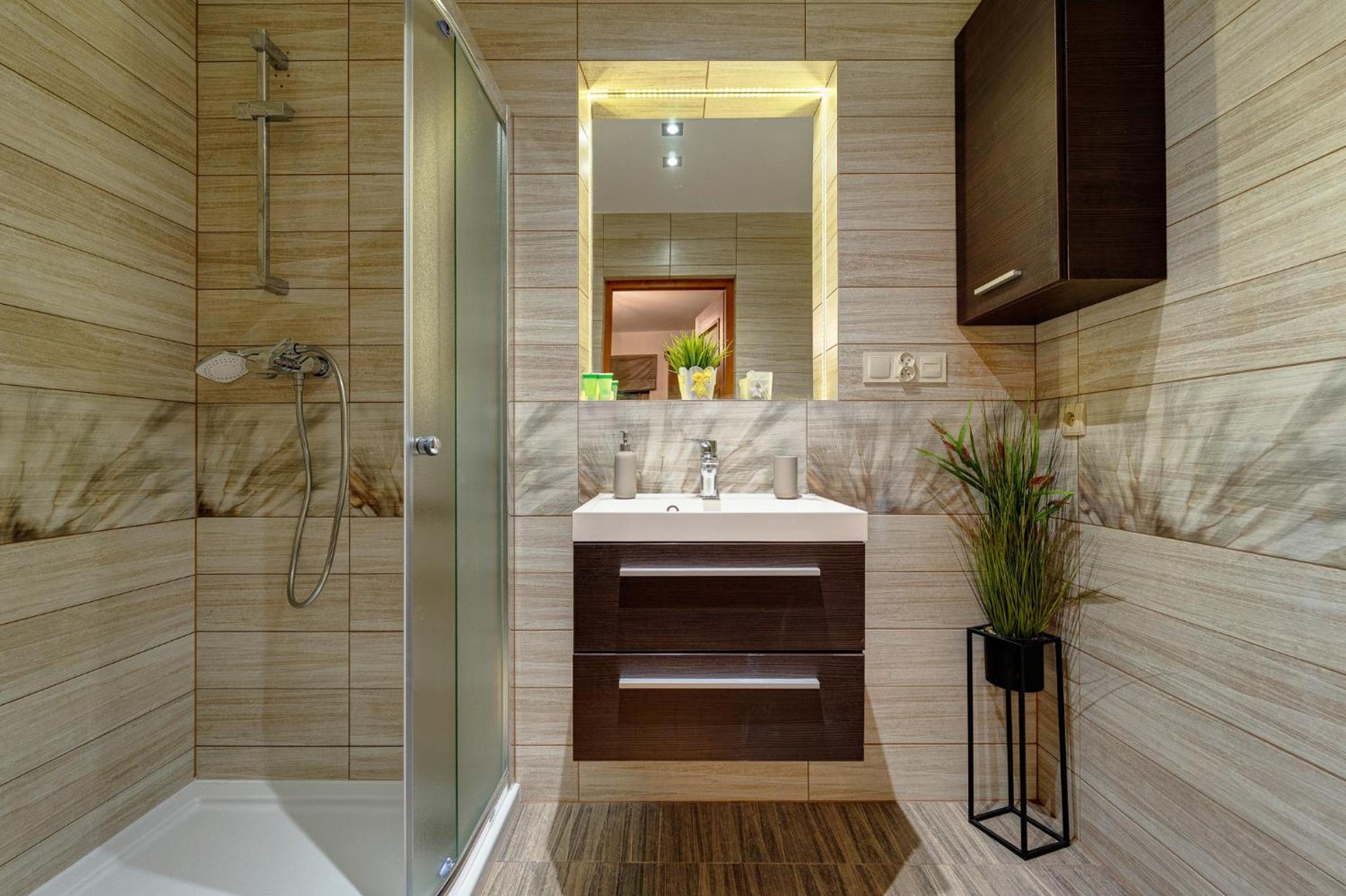 One-Bedroom Apartment - Photo 5