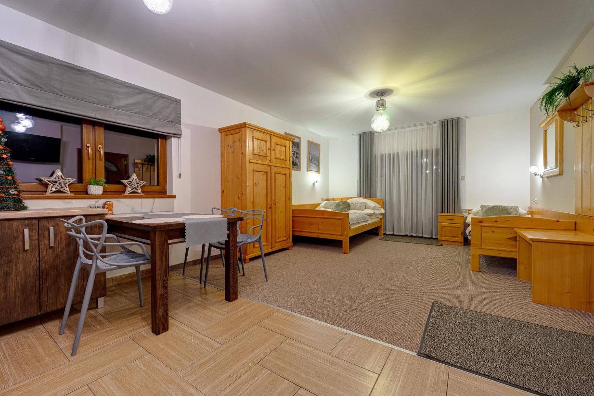 One-Bedroom Apartment - Photo 10