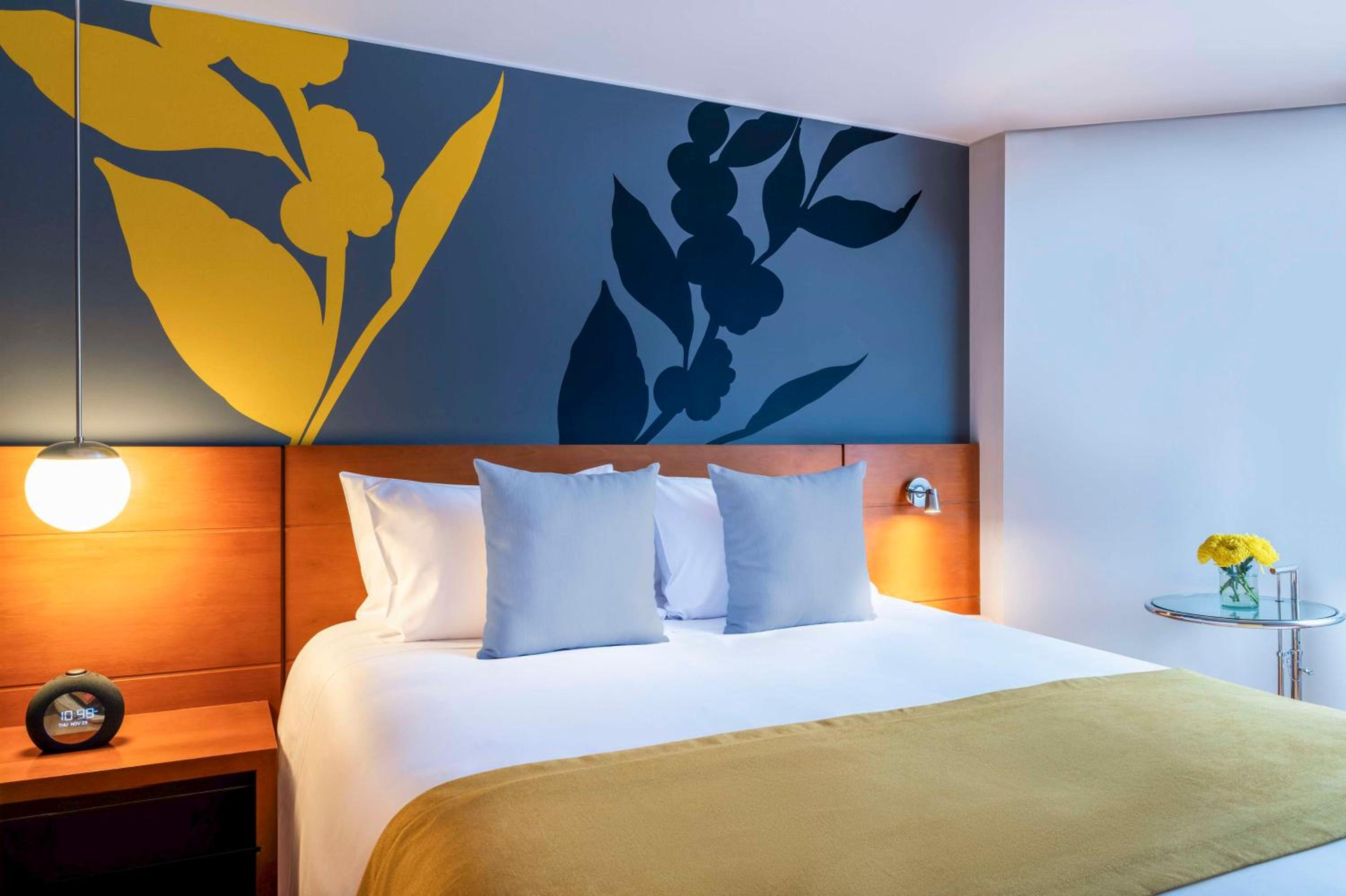 Standard Double Room Free Parking Promo With Breakfast - Photo 1
