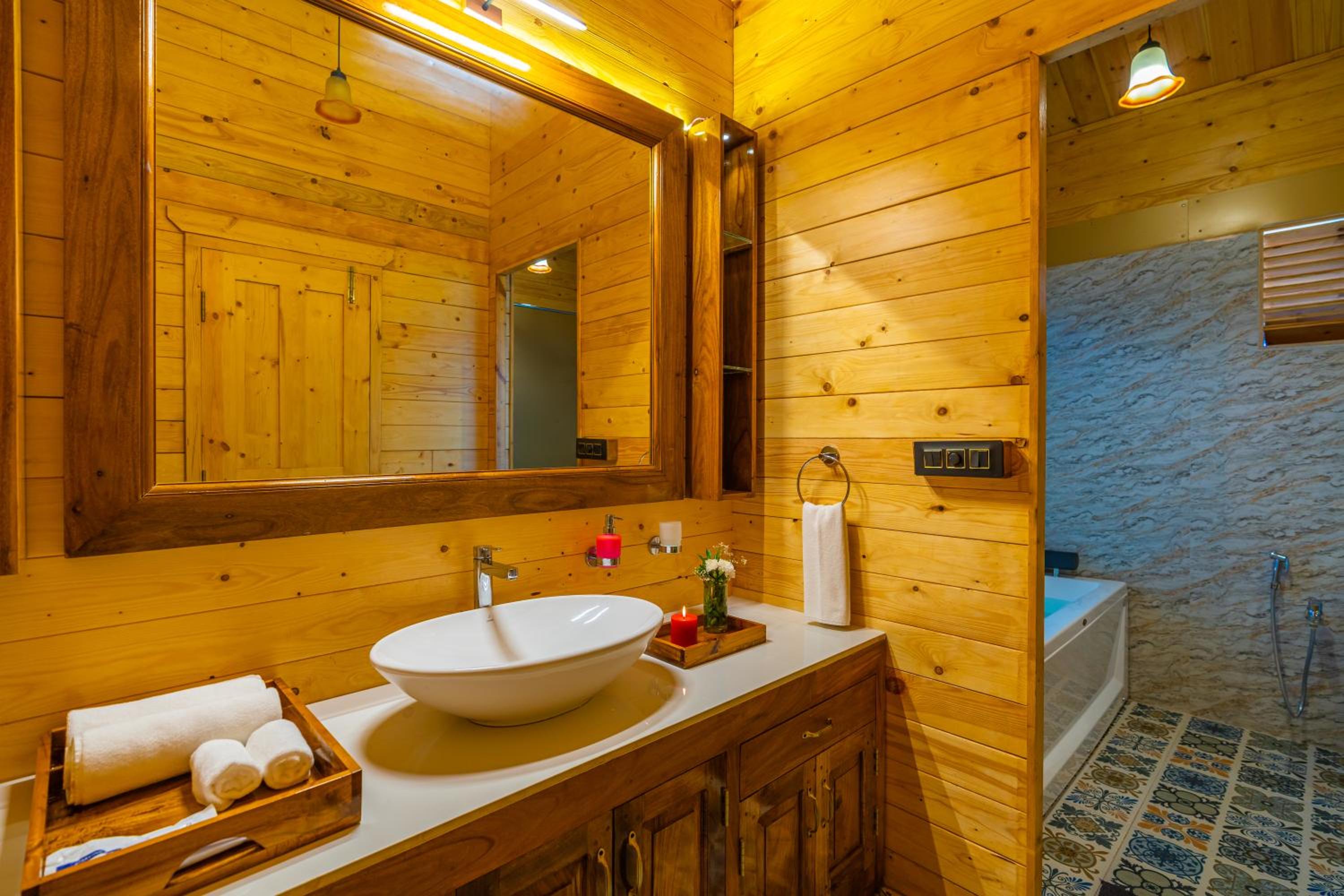 Royal Sea View Suite With Jacuzzi  10% Discount on Food & Beverages - 2+1 Happy Hours offer photo 3