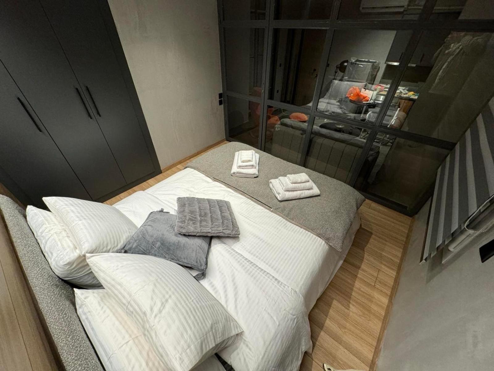 Deluxe Apartment photo 3