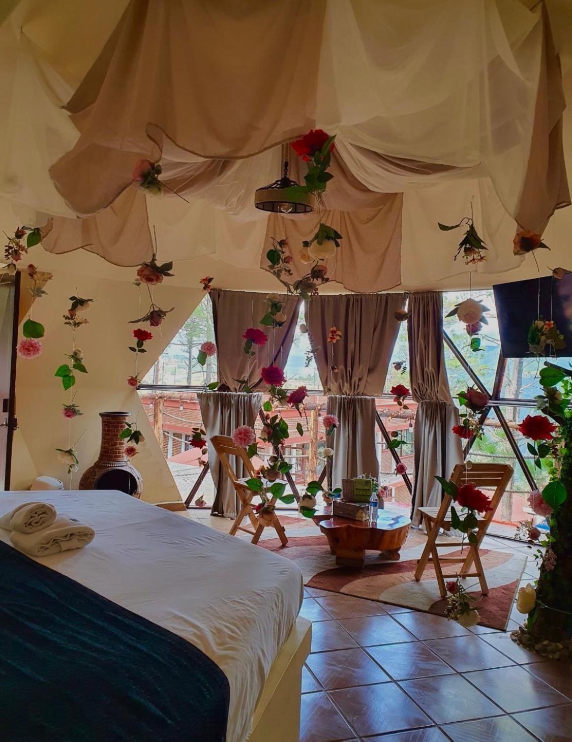 Deluxe Double or Twin Room with Mountain View - Photo 3
