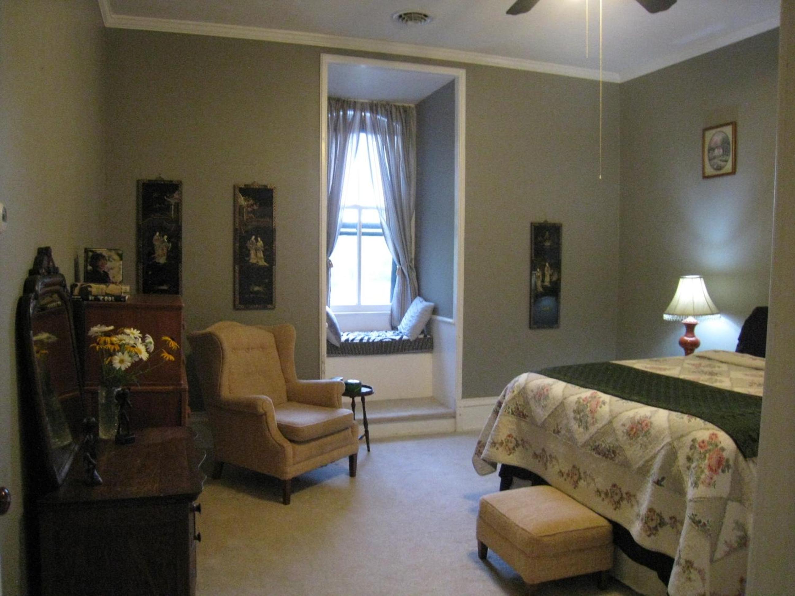 Deluxe Queen Room photo 1