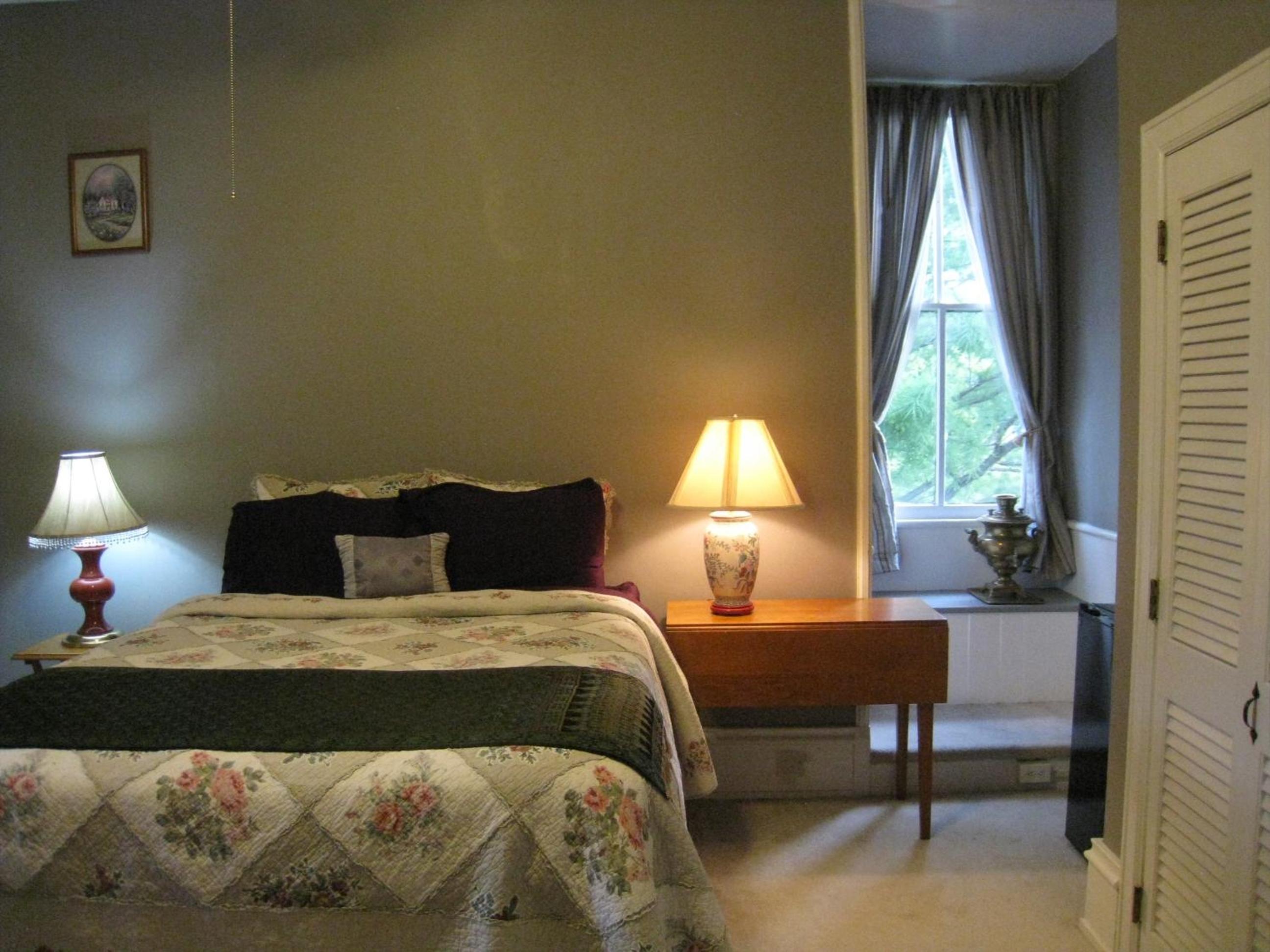 Deluxe Queen Room photo 3
