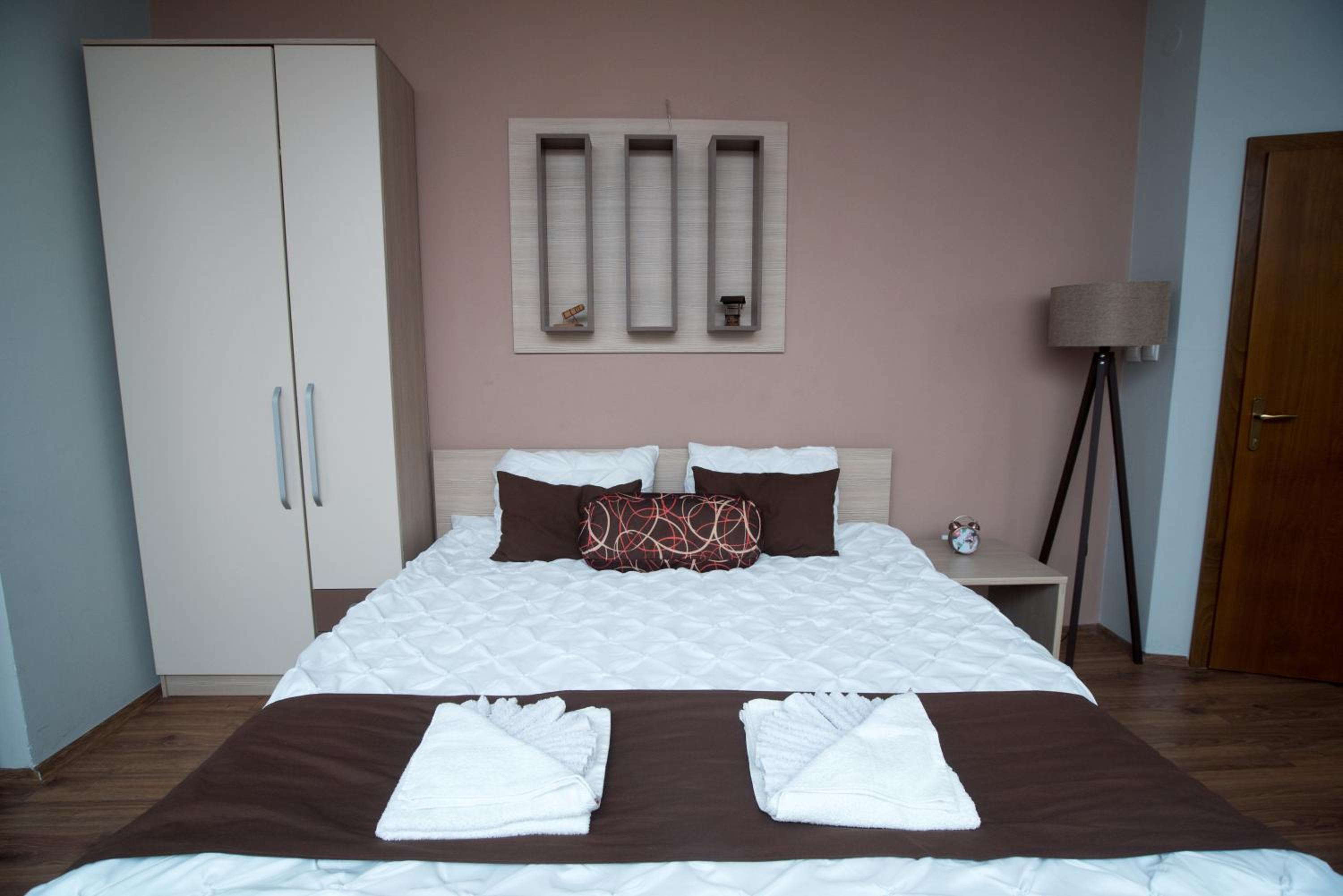 Deluxe King Room photo 3