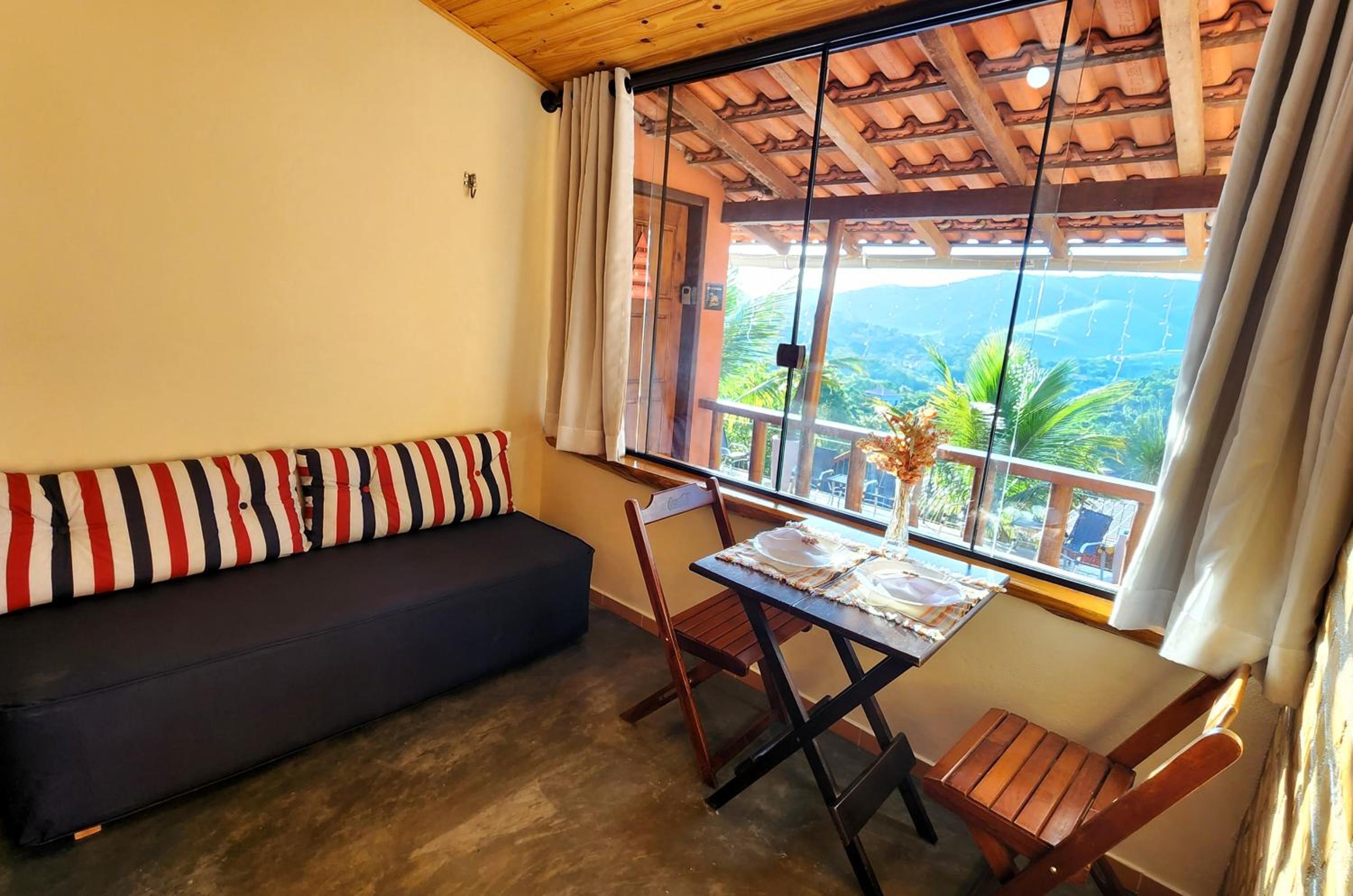 Suite with Mountain View - Photo 5