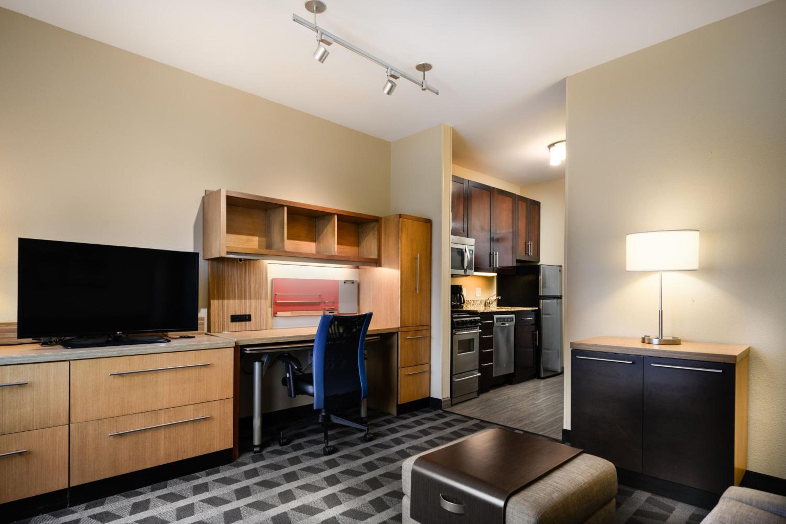 Queen Suite With One Queen Bed And Sofa