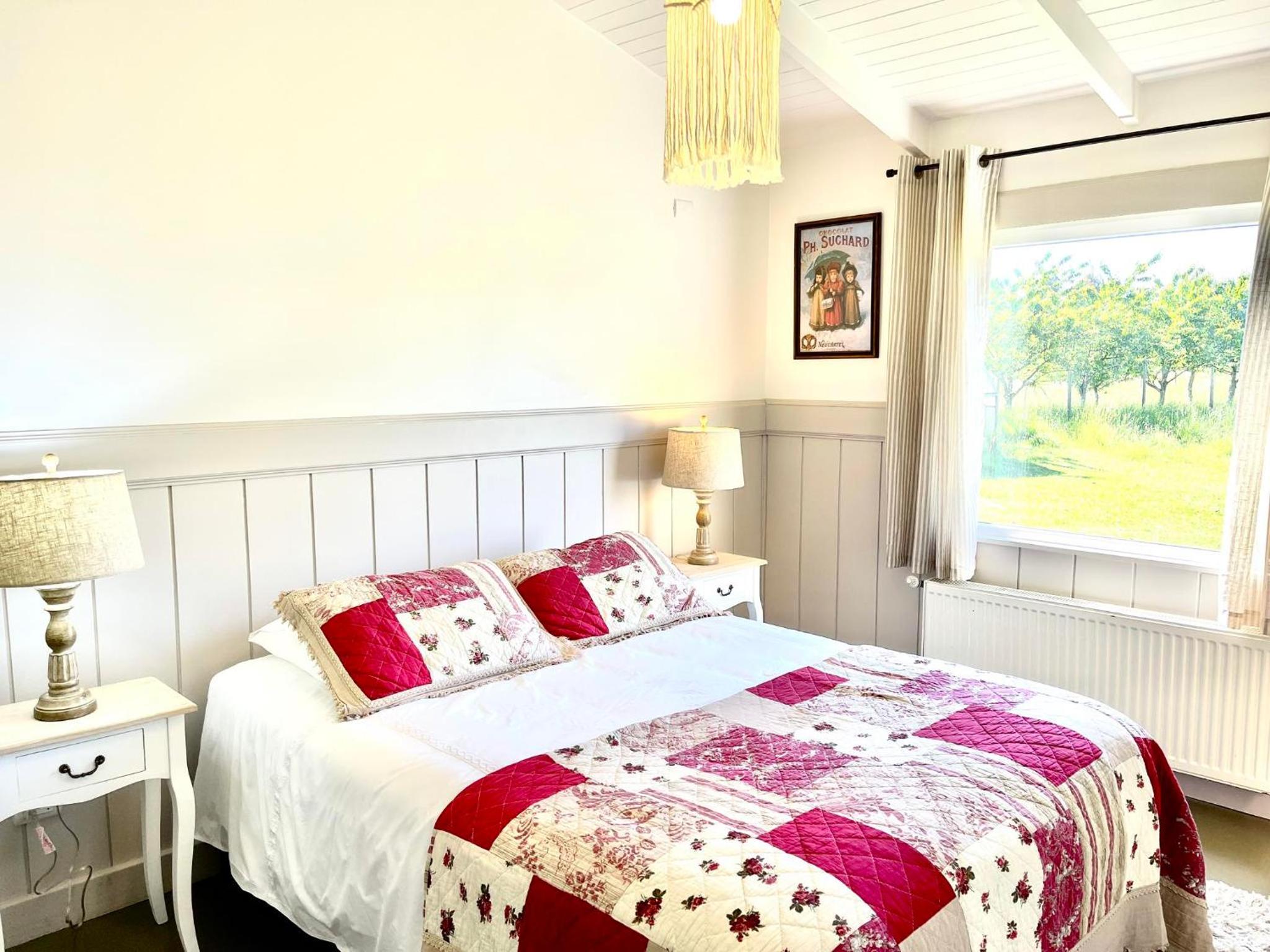 Two-Bedroom House photo 2