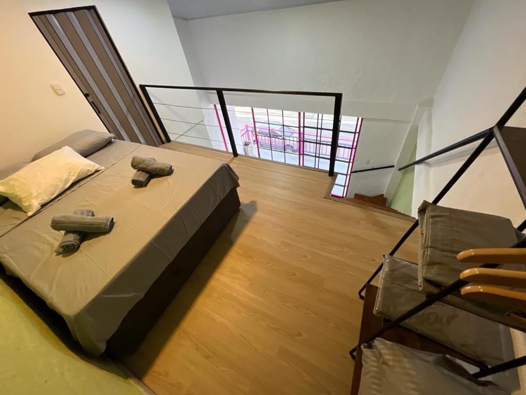 Studio Apartment photo 2