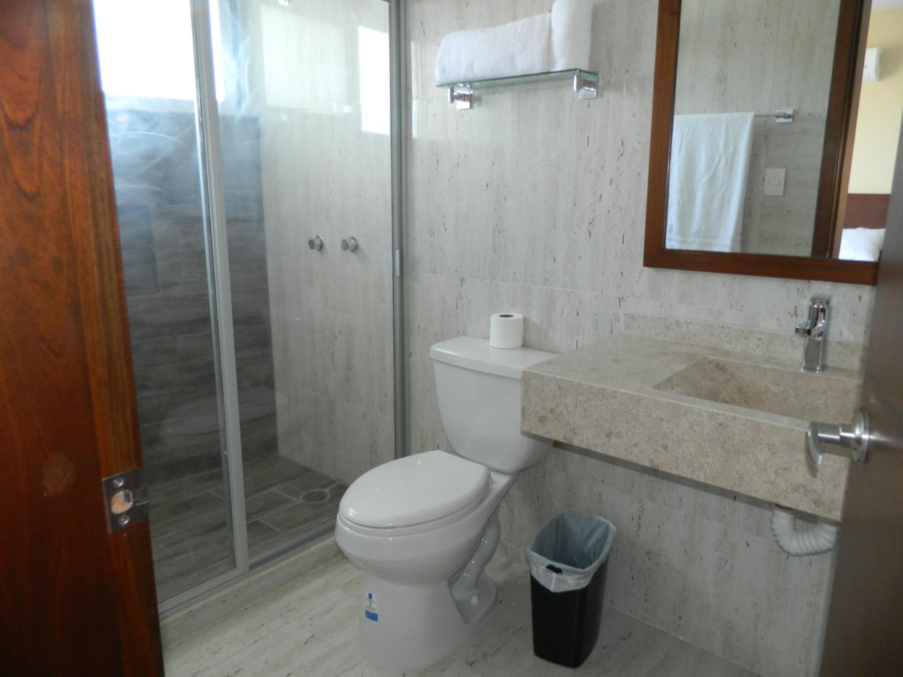 Deluxe Double Room With Balcony photo 3