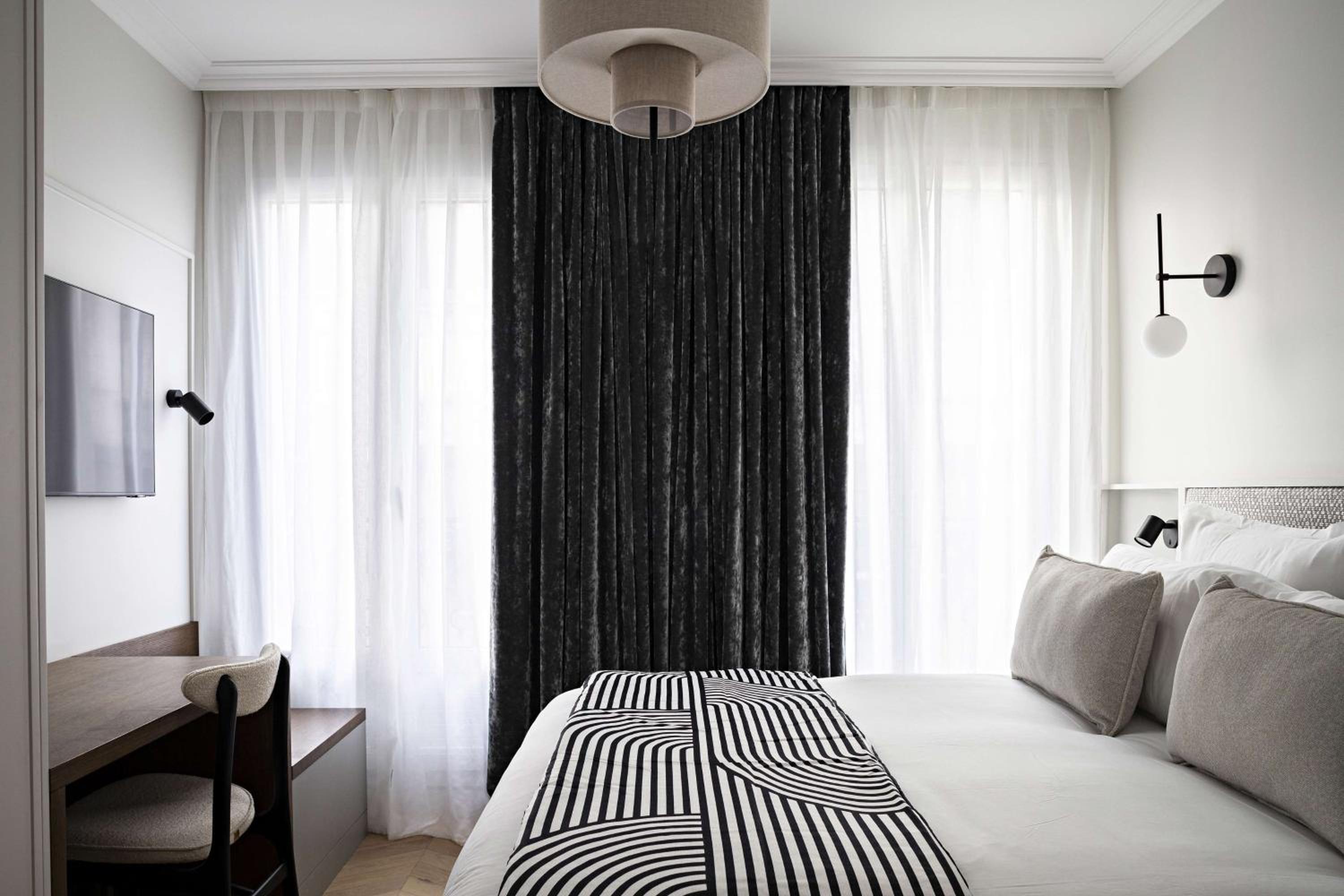 Premium Queen Room with Balcony - Non-Smoking