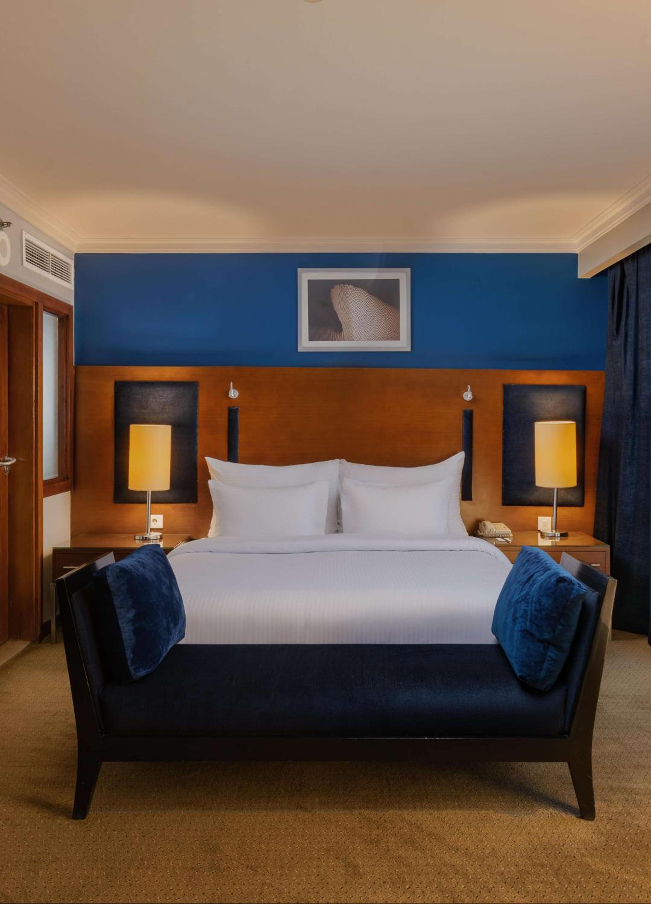 Diplomatic Suite