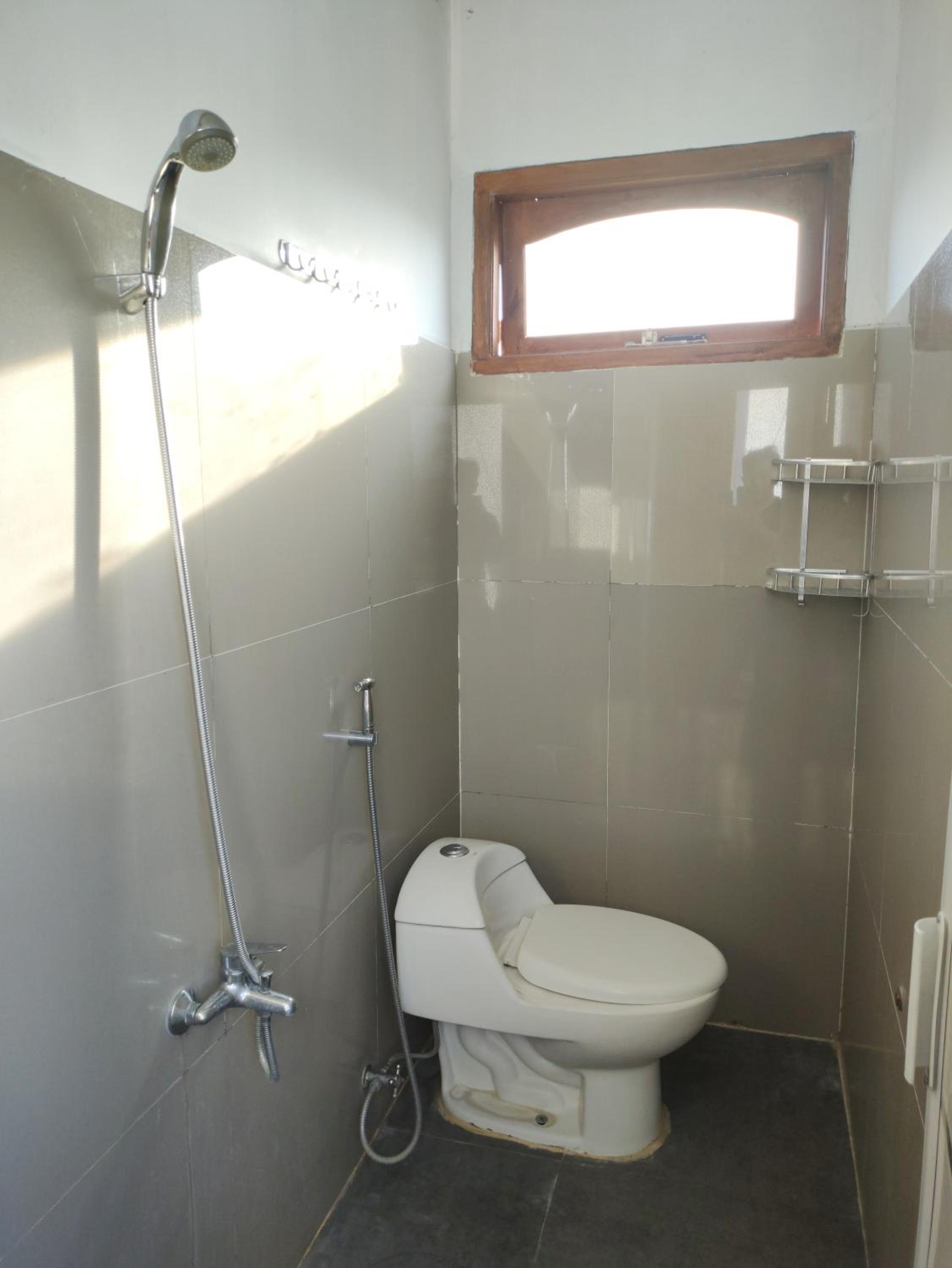 Deluxe Room - Photo 5