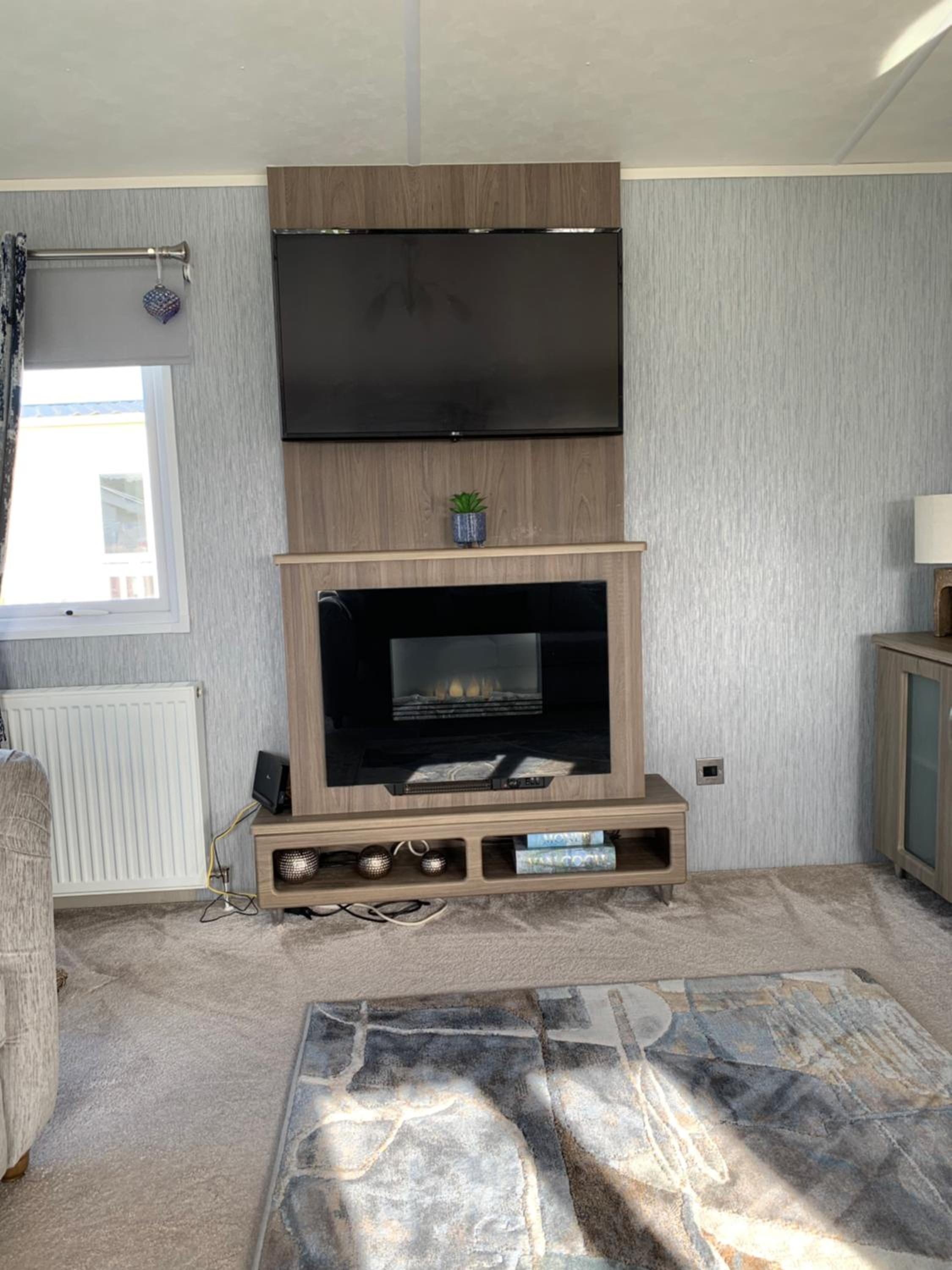 Mobile Home photo 2