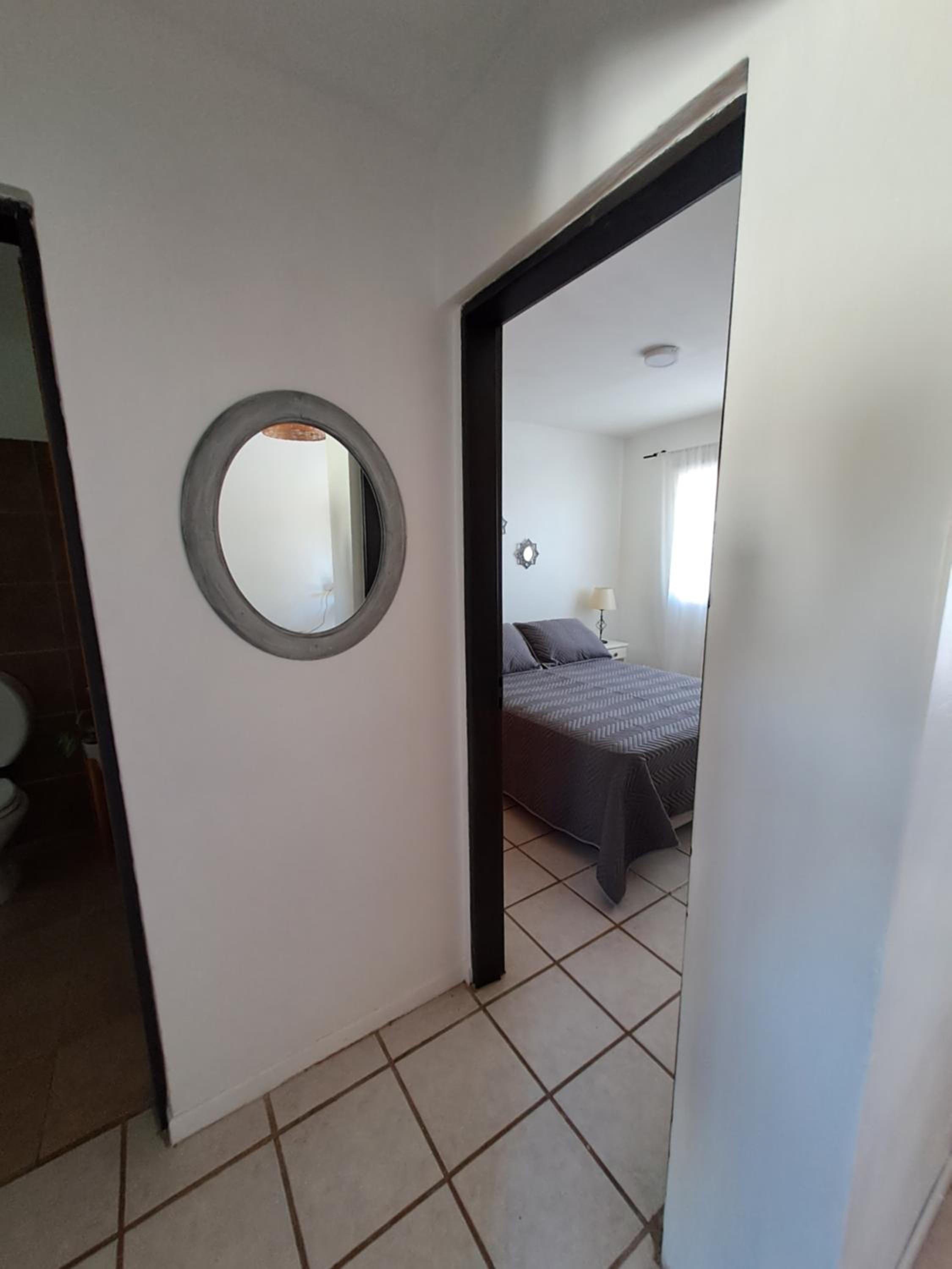 One-Bedroom House photo 2