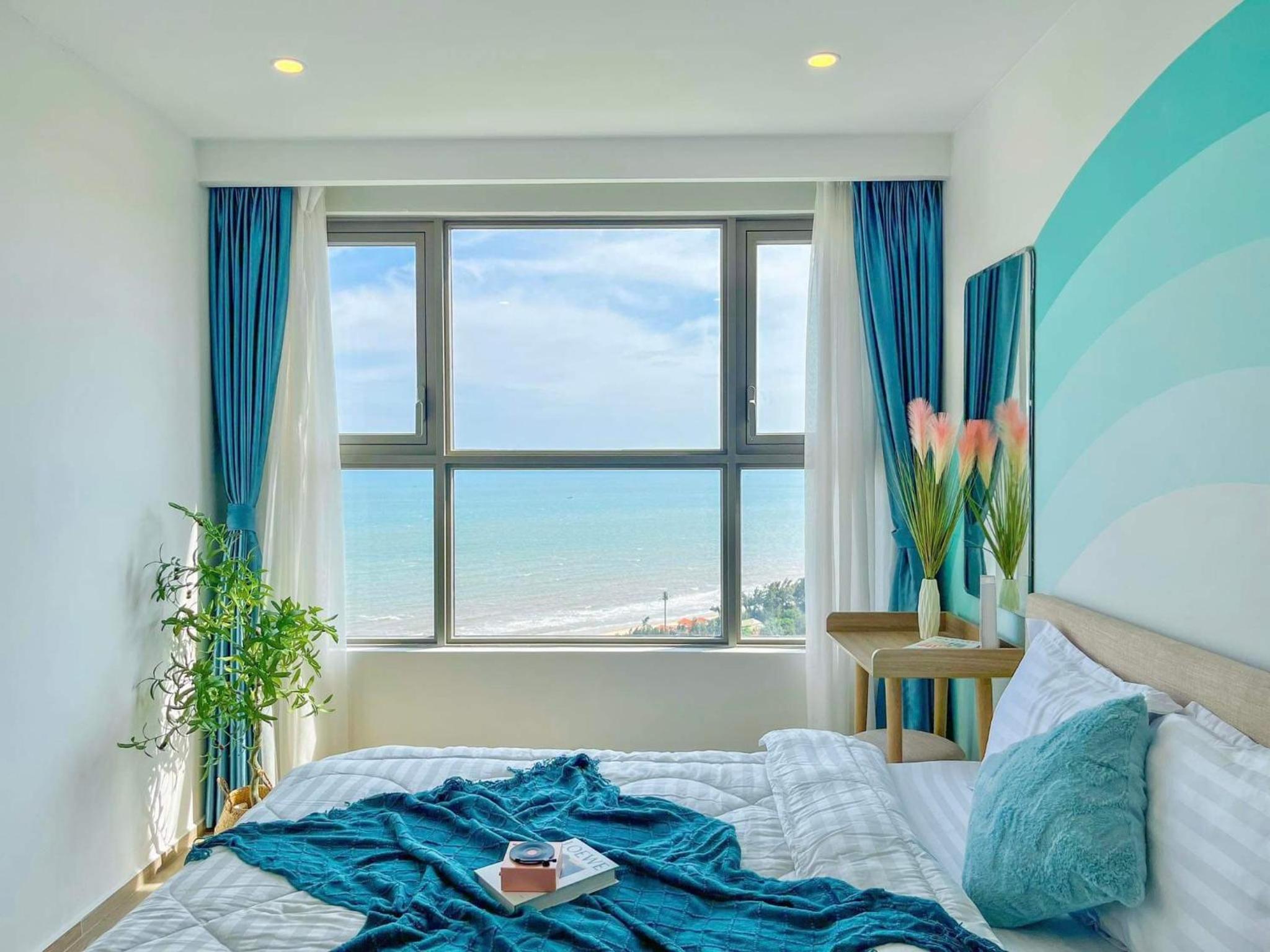Apartment with Sea View photo 1