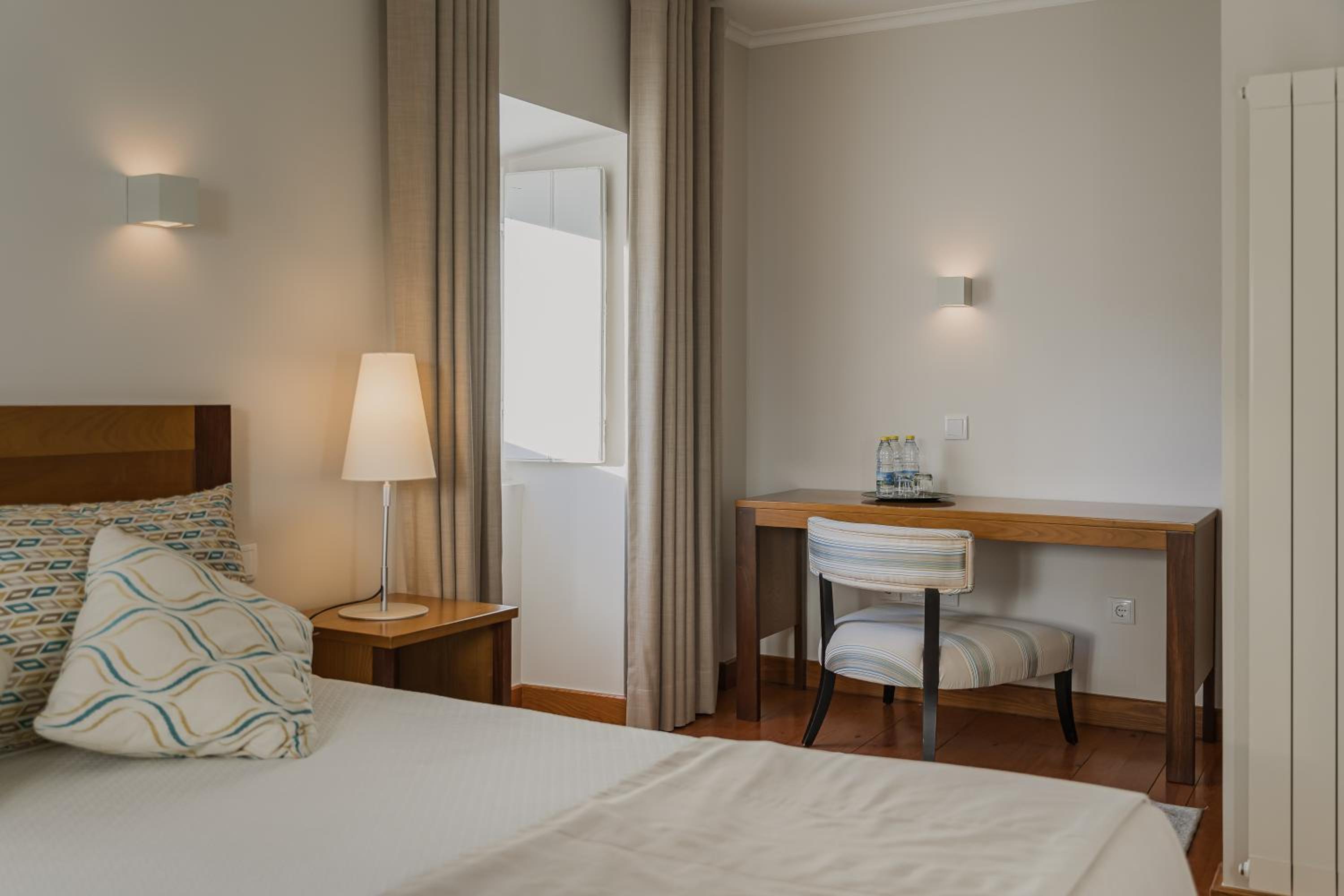 Suite - Photo 12