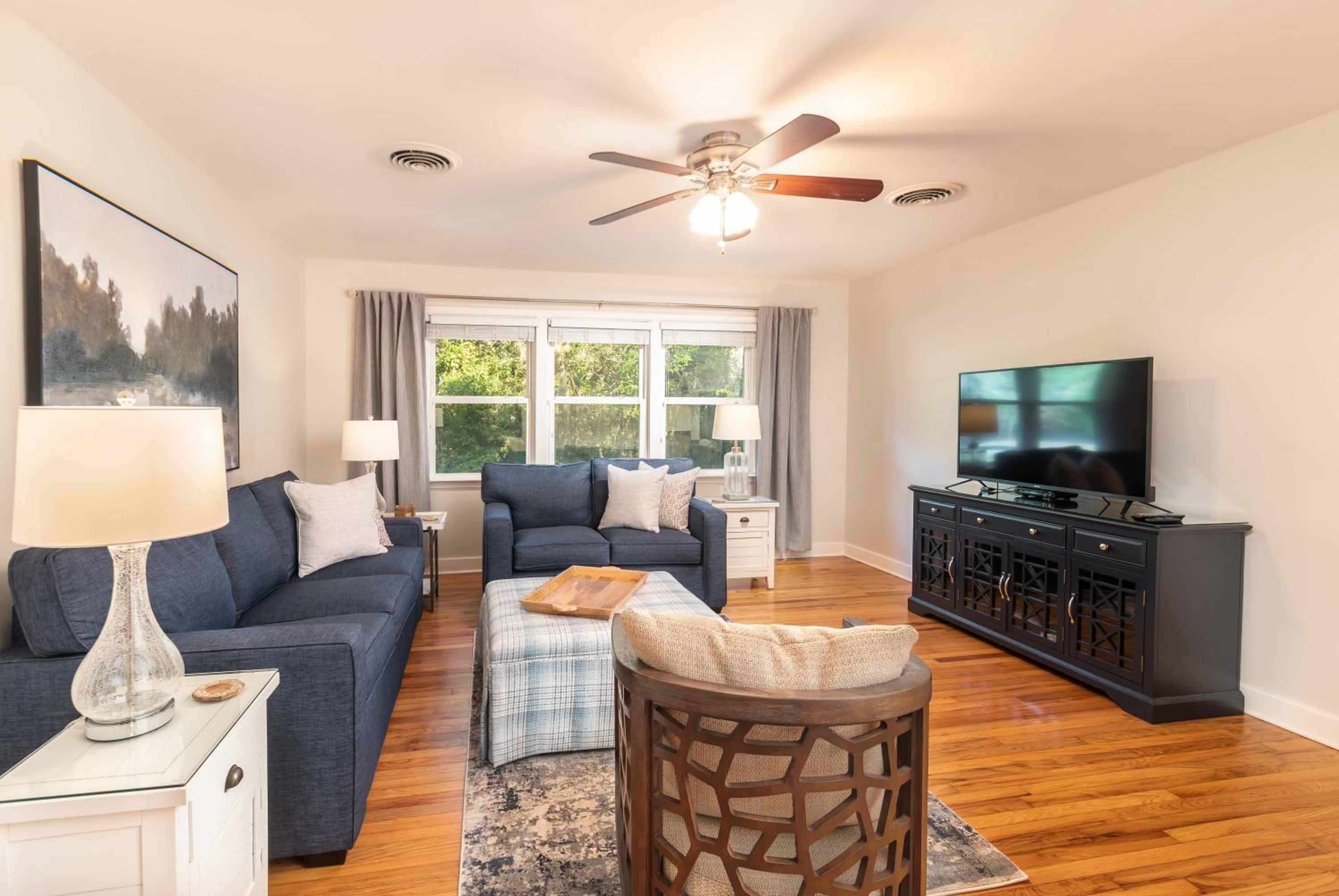 Three-Bedroom House photo 1