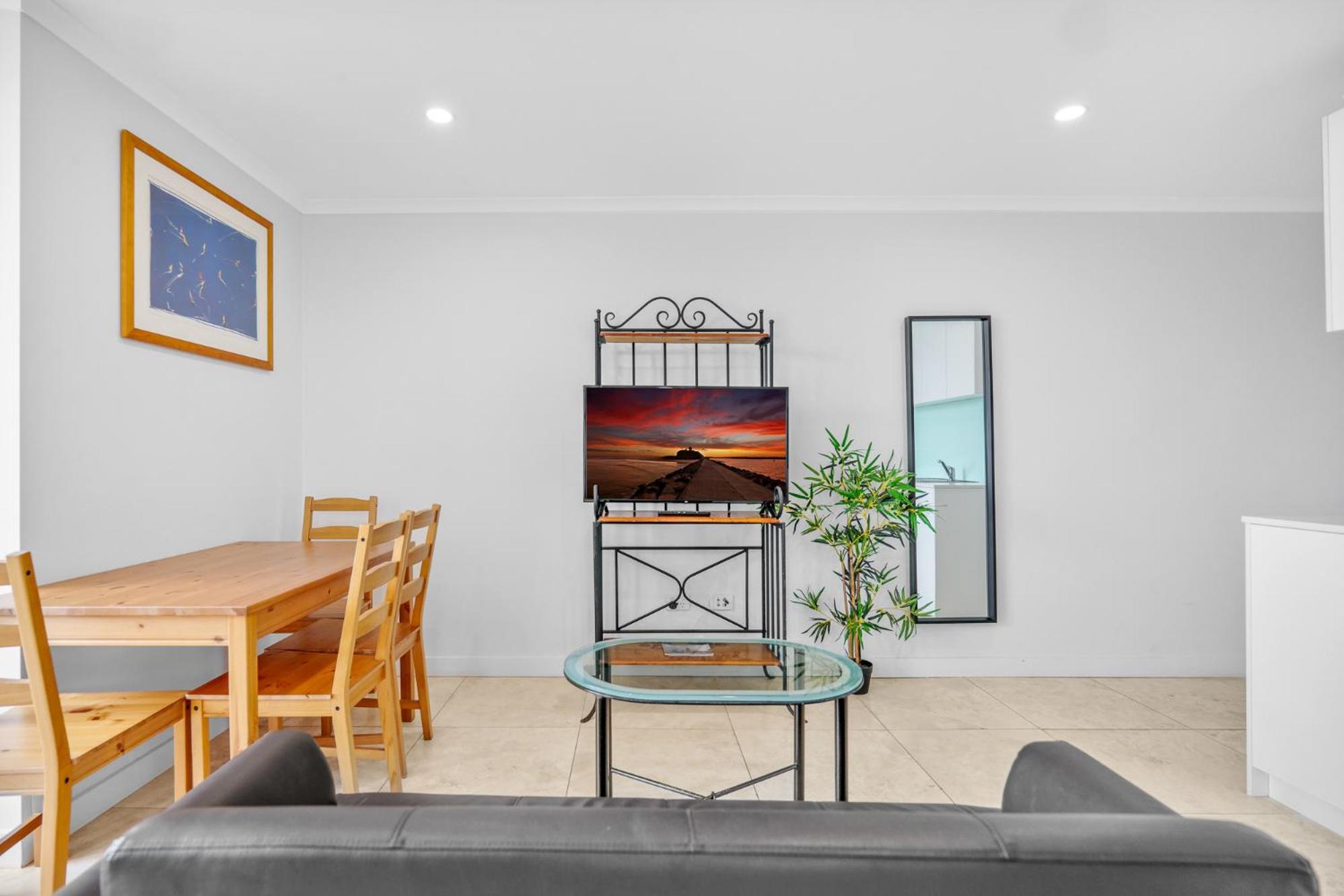 Two-Bedroom Apartment - Photo 3