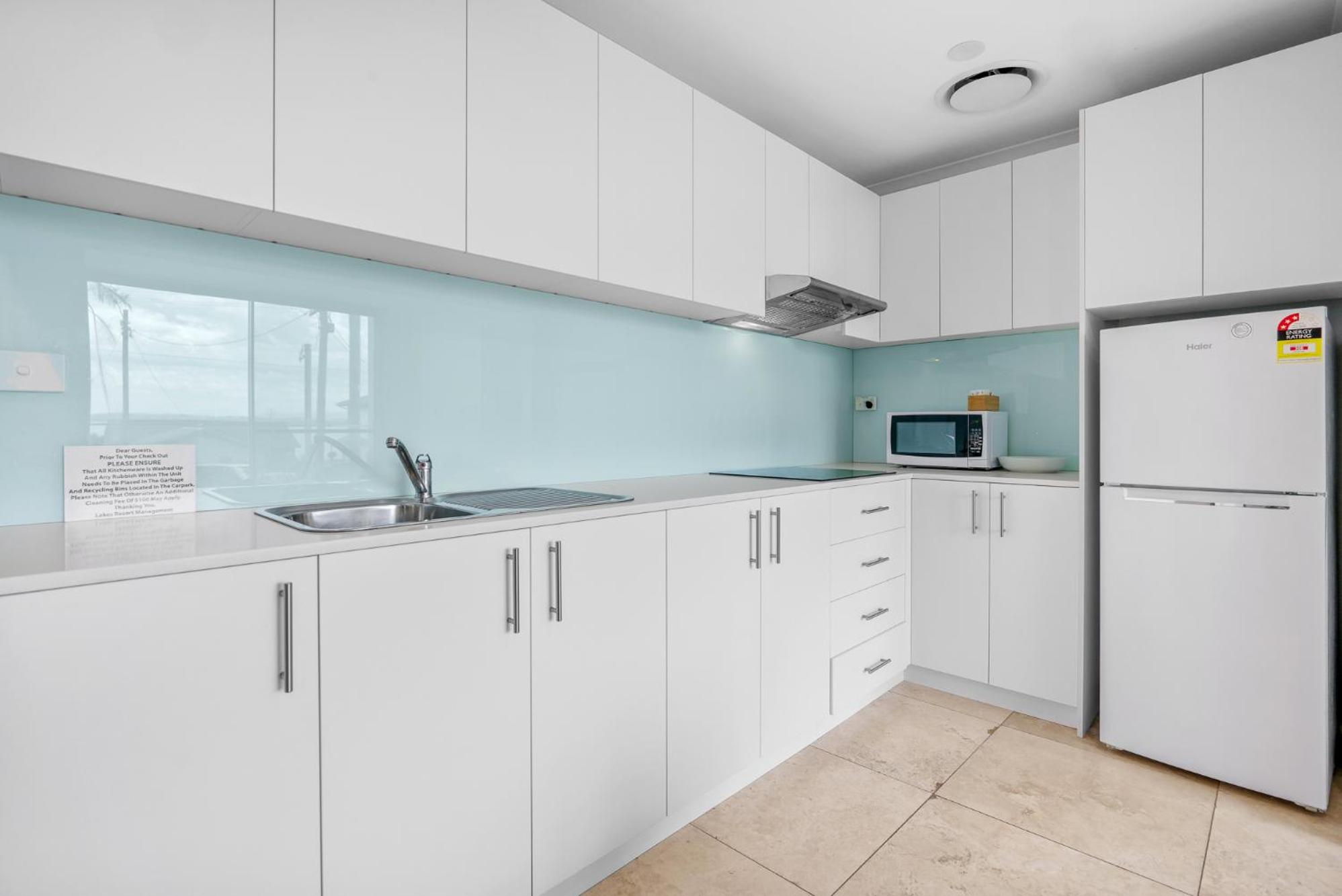 Two-Bedroom Apartment - Photo 9