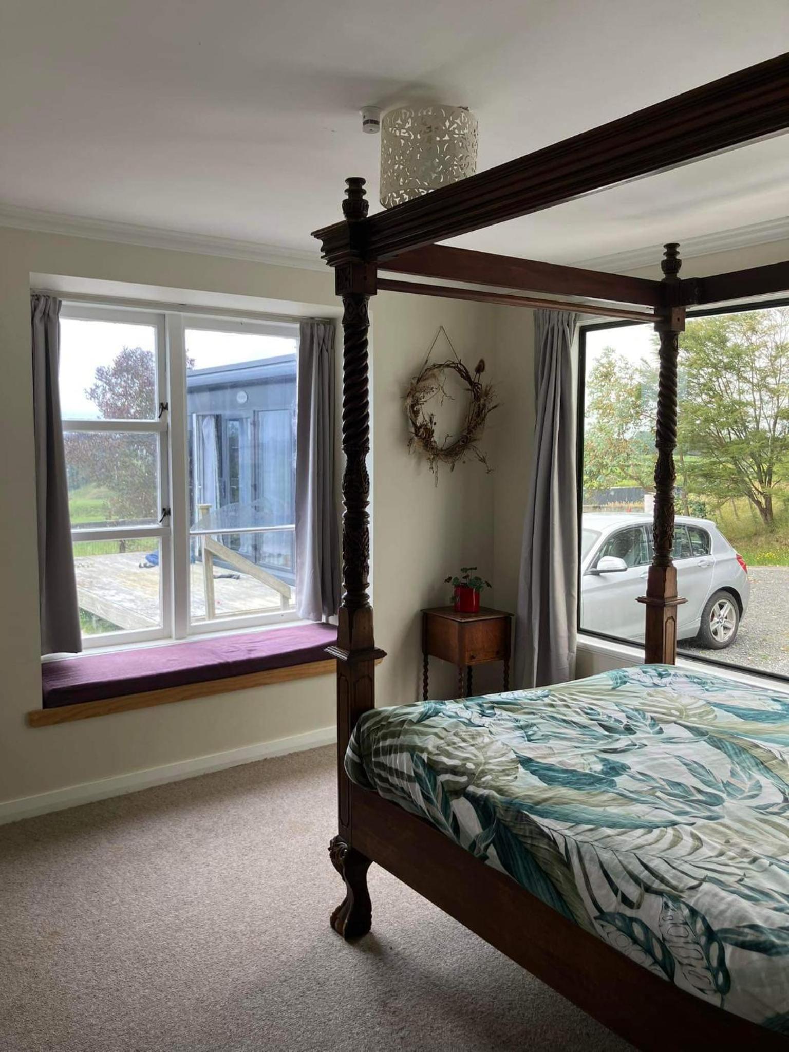 Queen Suite photo 1
