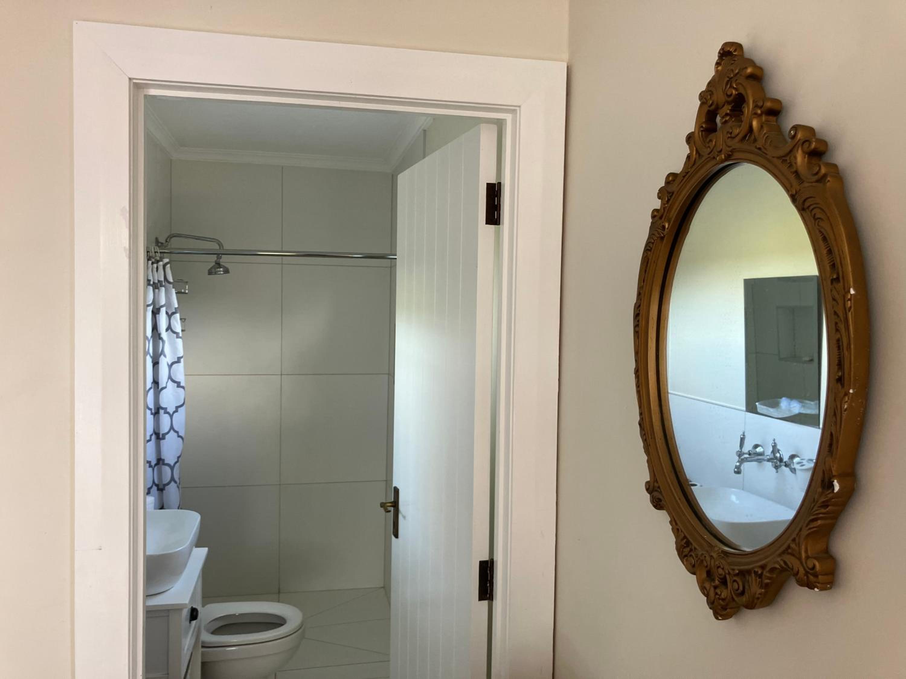 Queen Suite photo 3
